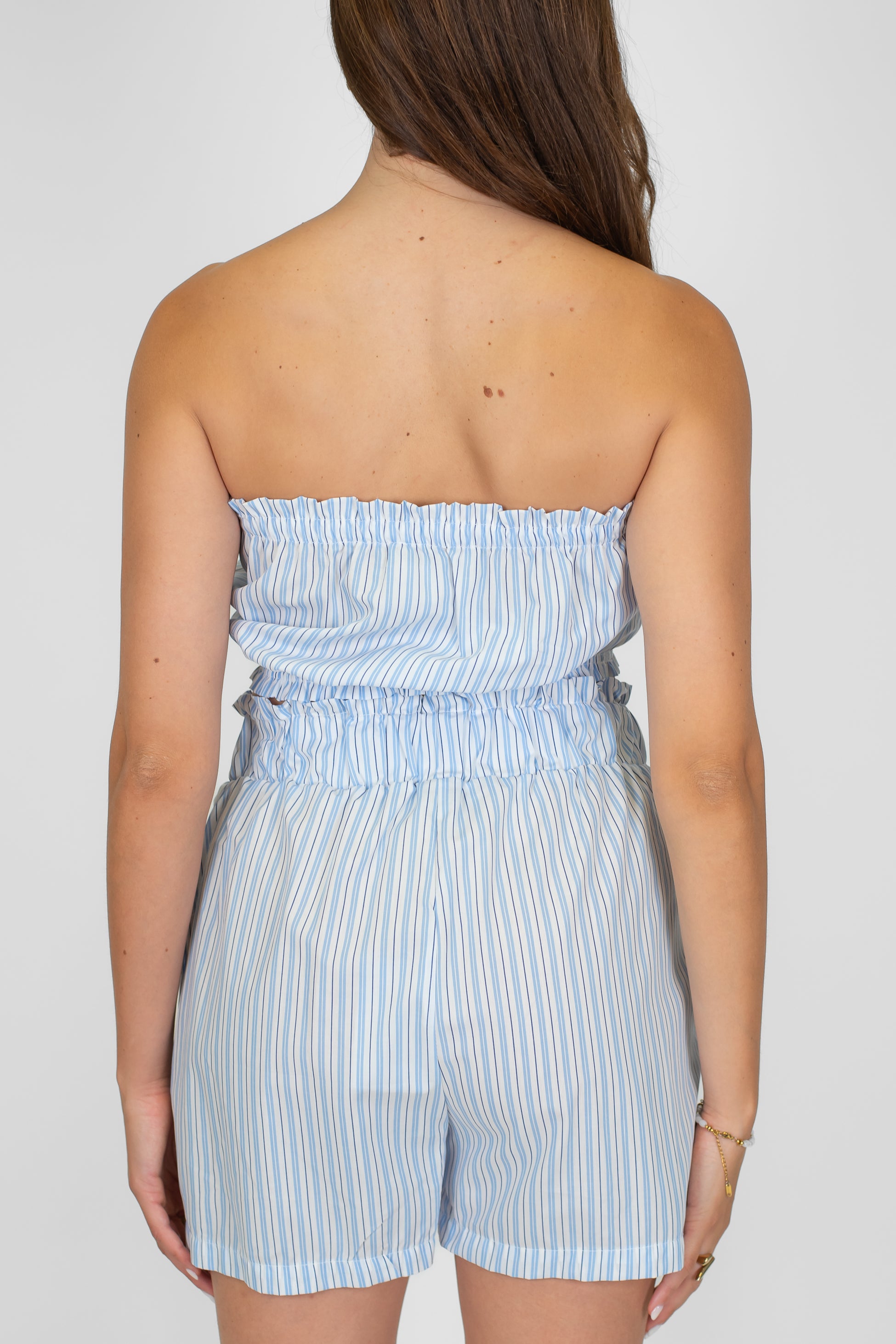 Motel - Coordinato tre pezzi fantasia a righe in cotone composto da camicia, top e shorts