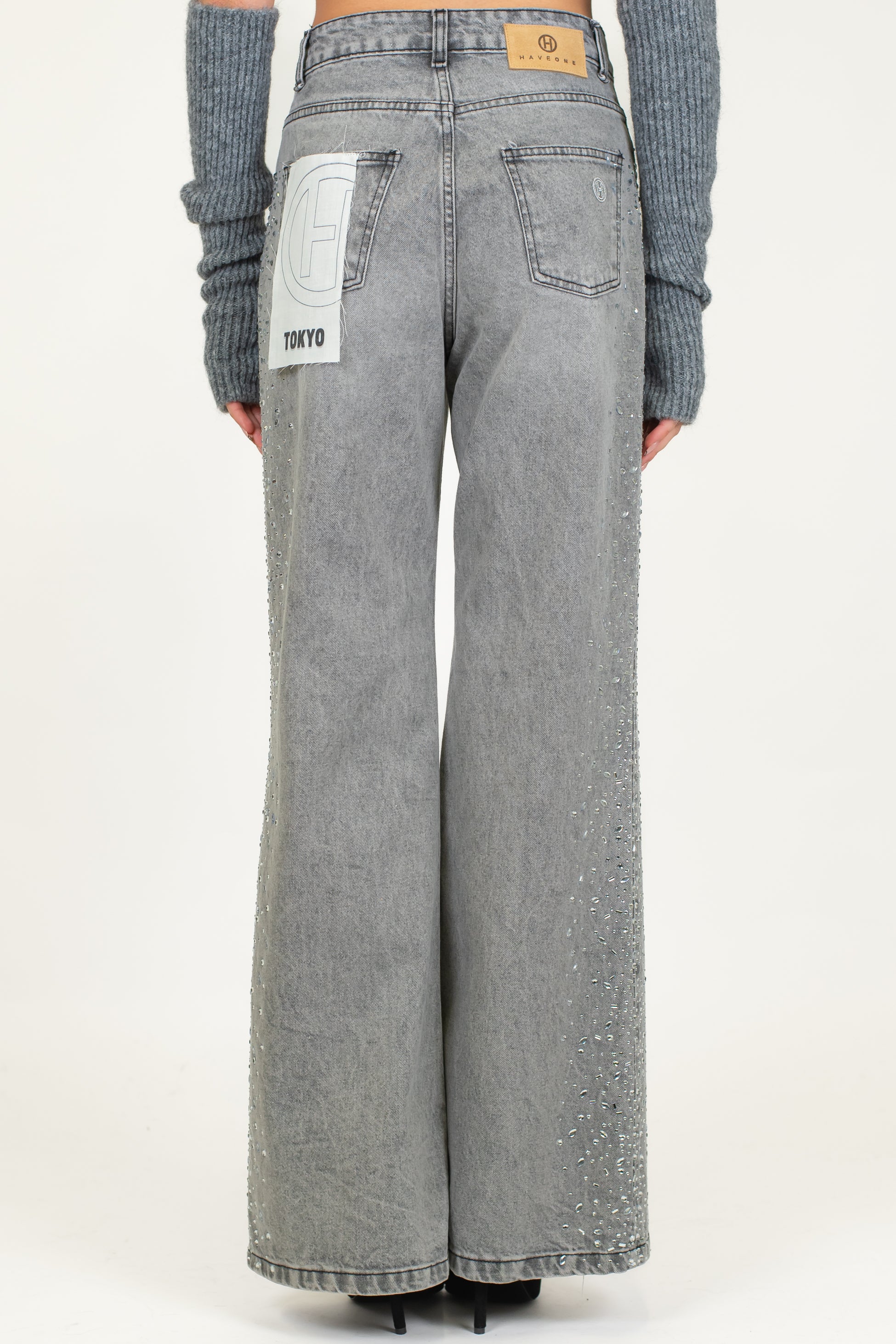 Haveone - Jeans a zampa lavaggio scuro modello Tokyo con applicazione strass sul lato