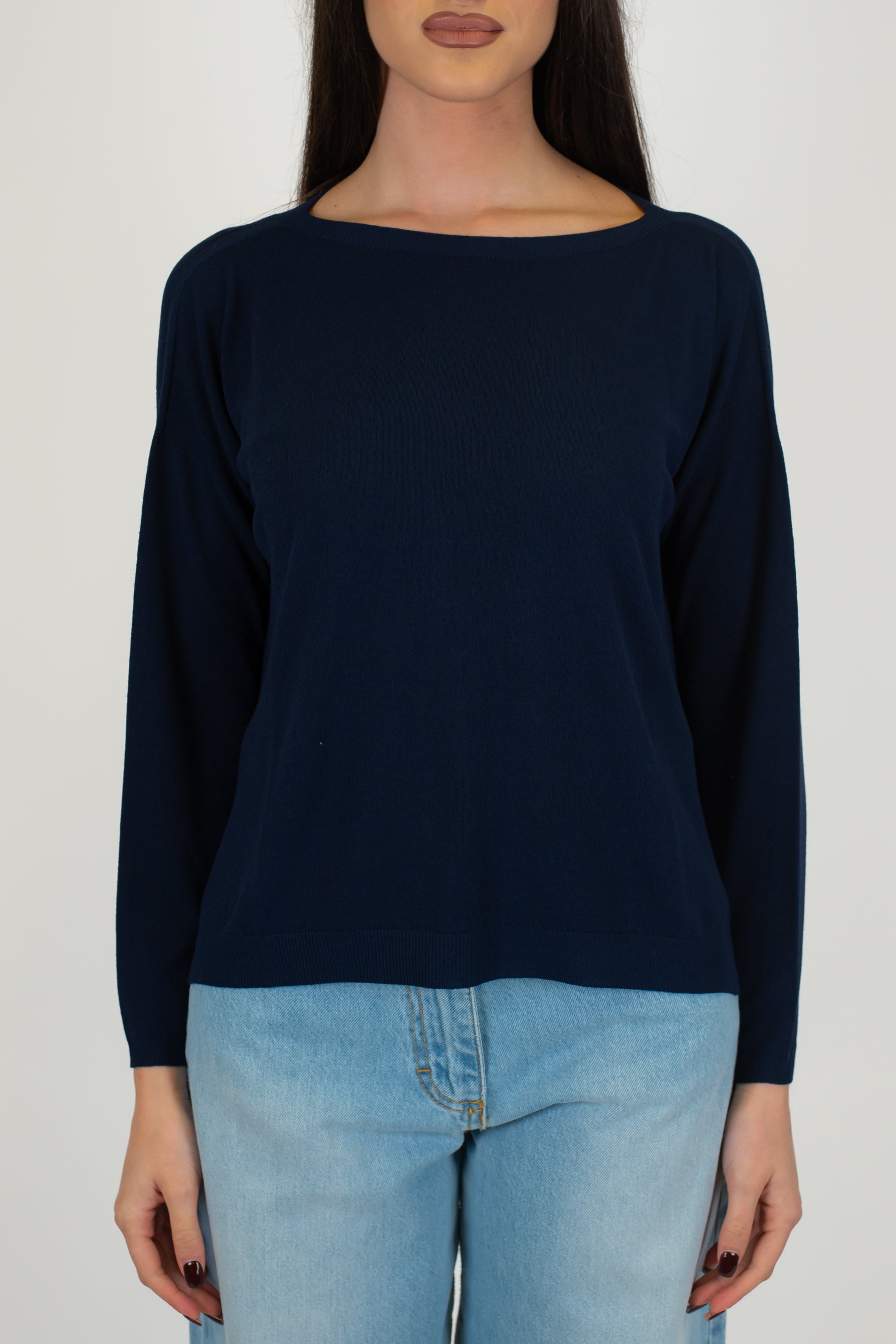 Kontatto - Maglia scollo a barca in viscosa leggera con spacchetti laterali