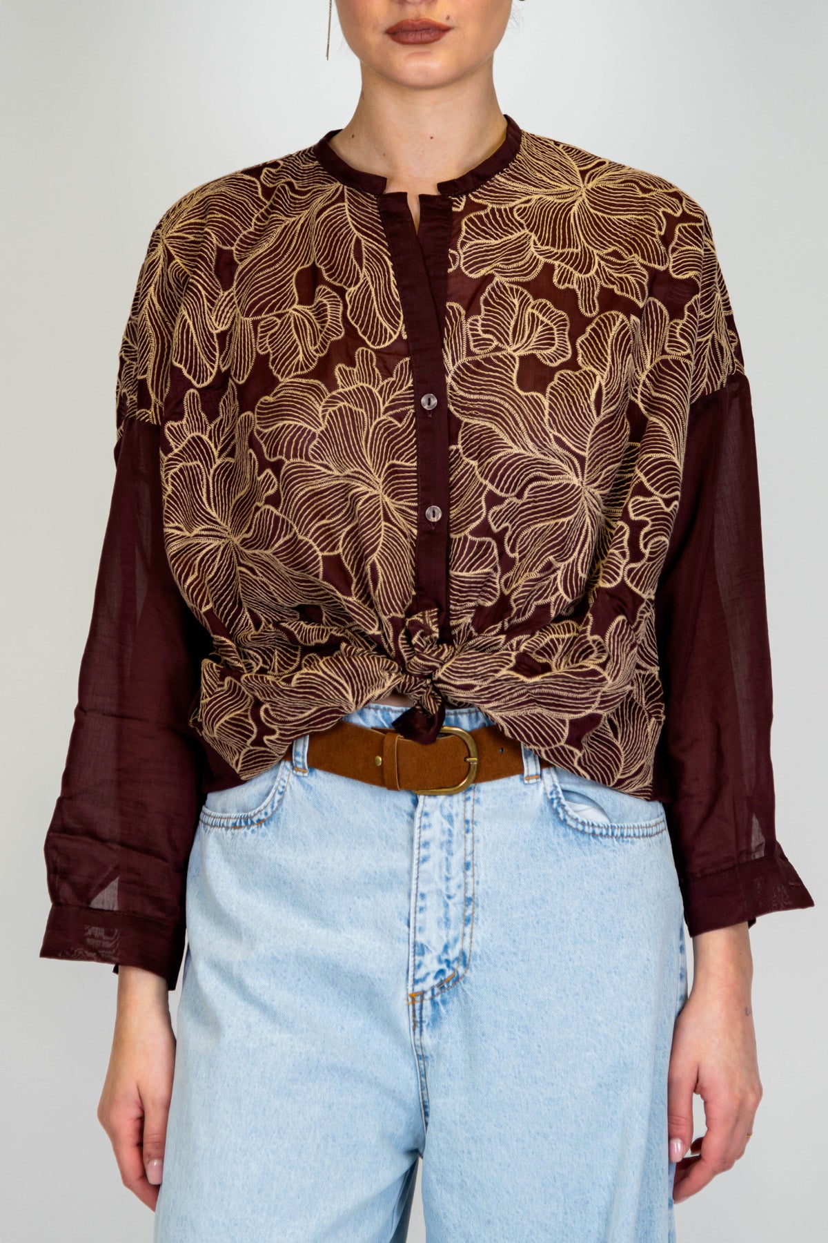 Tensione in - Camicia in tencel fantasia floreale ricamata con collo coreano