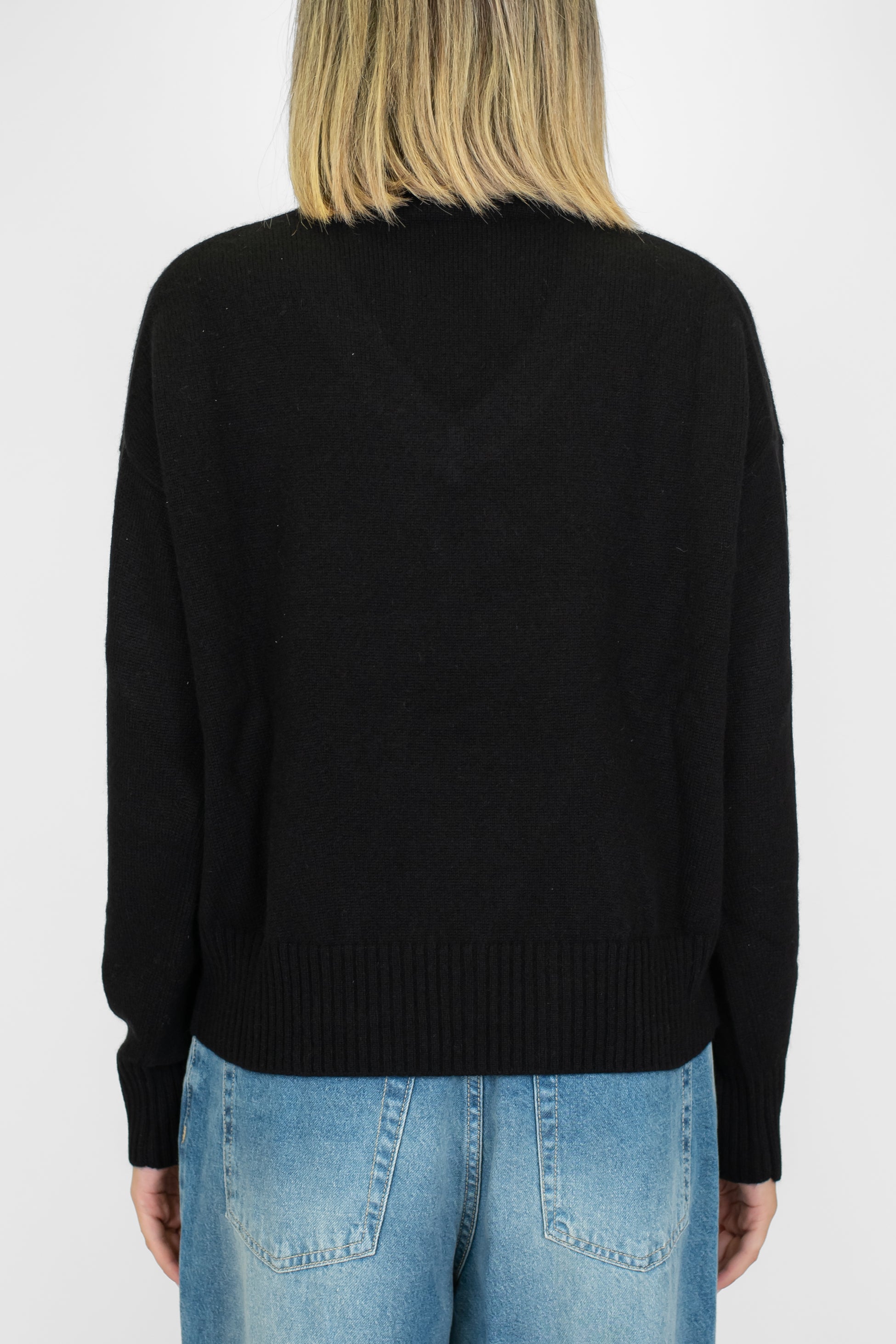 Tensione in - Maglia scollo a V in puro cashmere