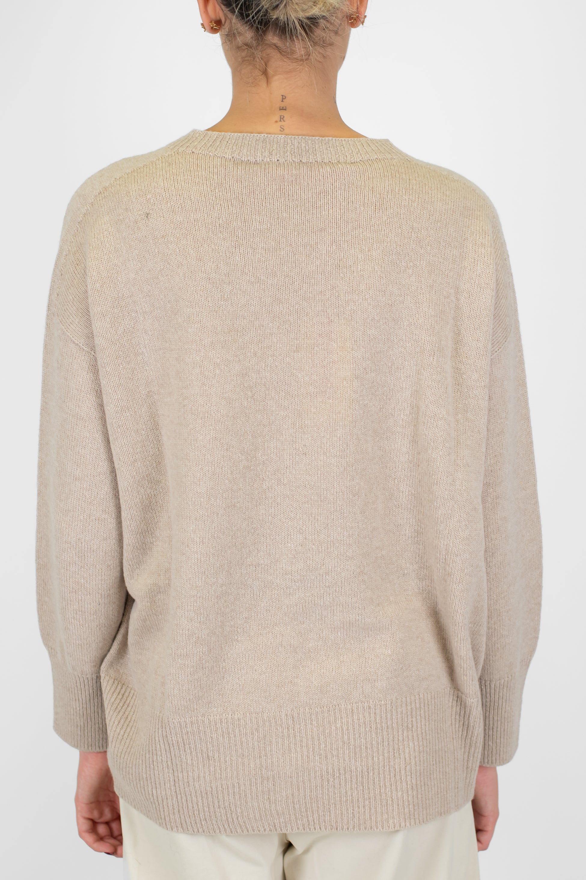 Tensione in - Maglia girocollo in misto cashmere con orlo stondato