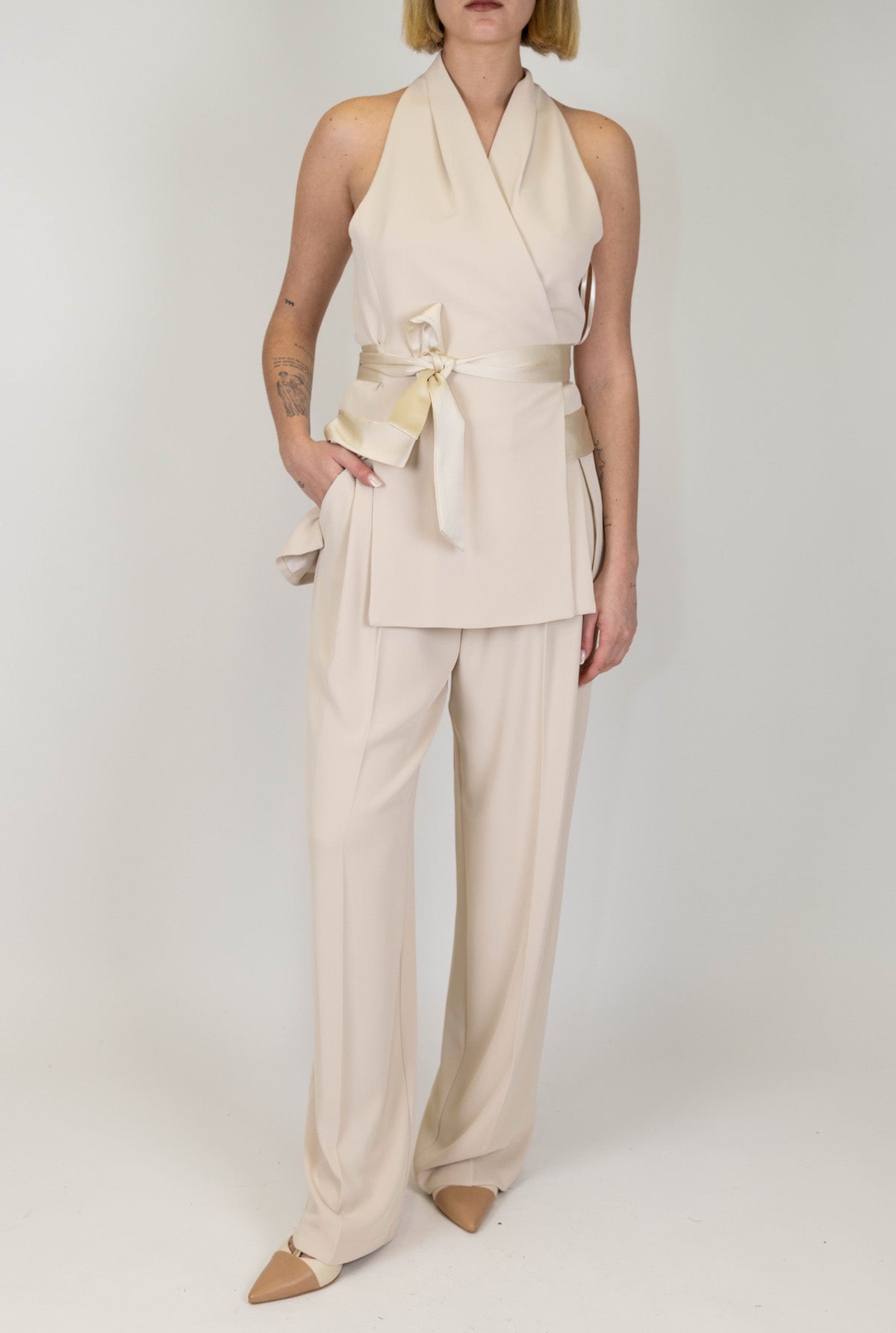 Imperial - Pantalone palazzo in tessuto fluido con pinces e profilo in raso