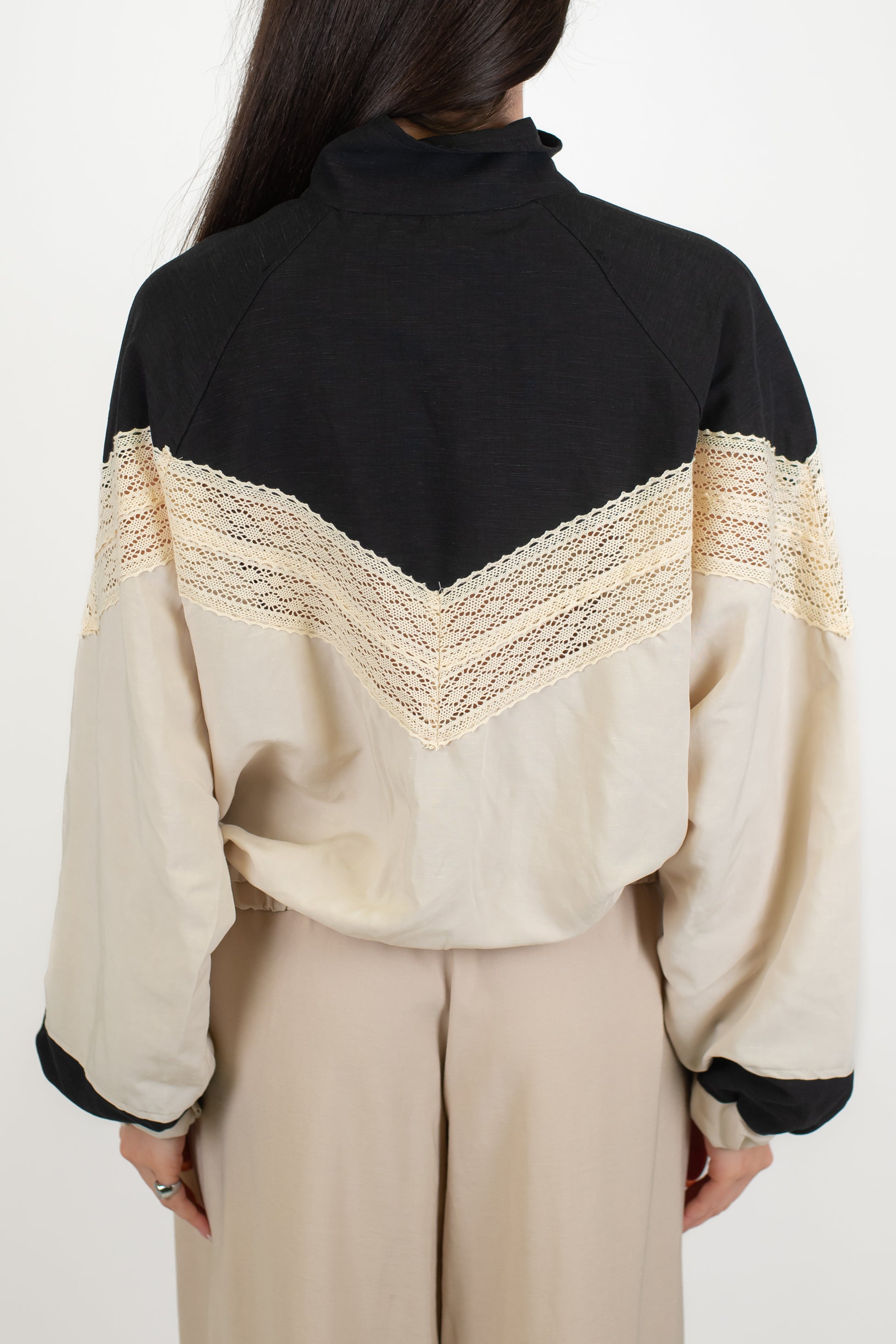 Tensione in - Bomber in misto viscosa e lino con colori a contrasto e dettagli in crochet