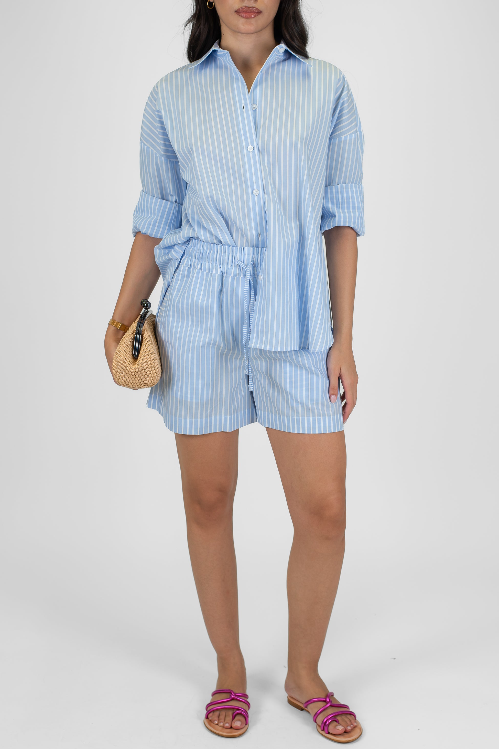 Tensione in - Coordinato camicia e shorts fantasia righe larghe con coulisse