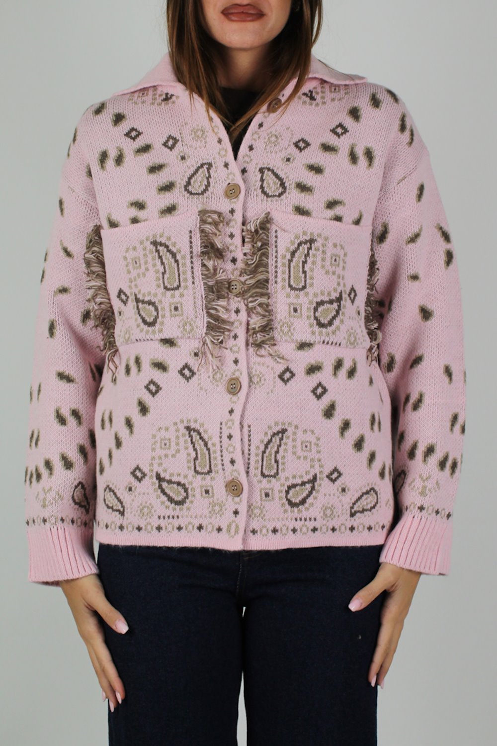 Tensione in - Cardigan fantasia bandana in misto lana con tasche frontali e chiusura con bottoni