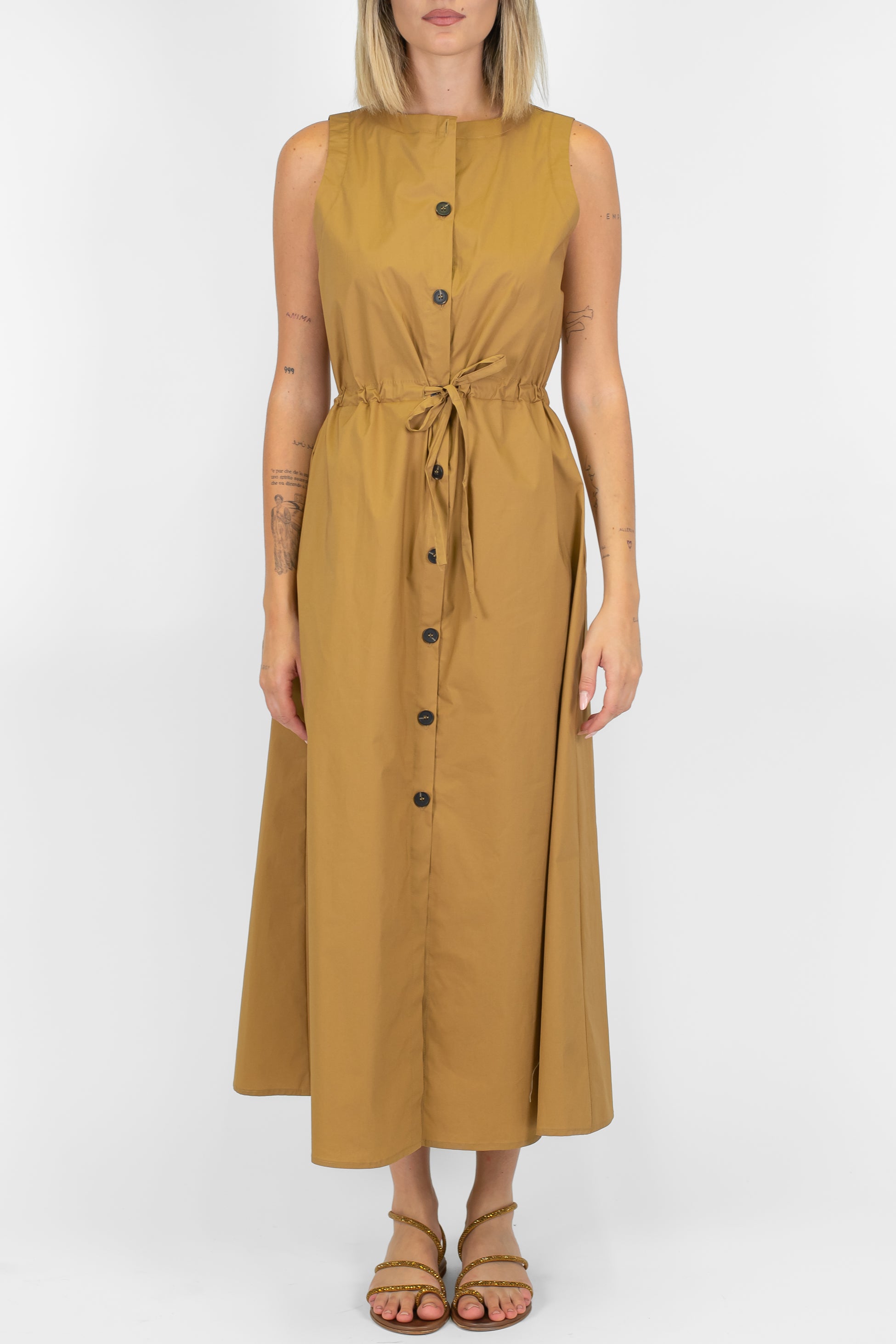 Tensione in - Abito giromaniche con coulisse in vita