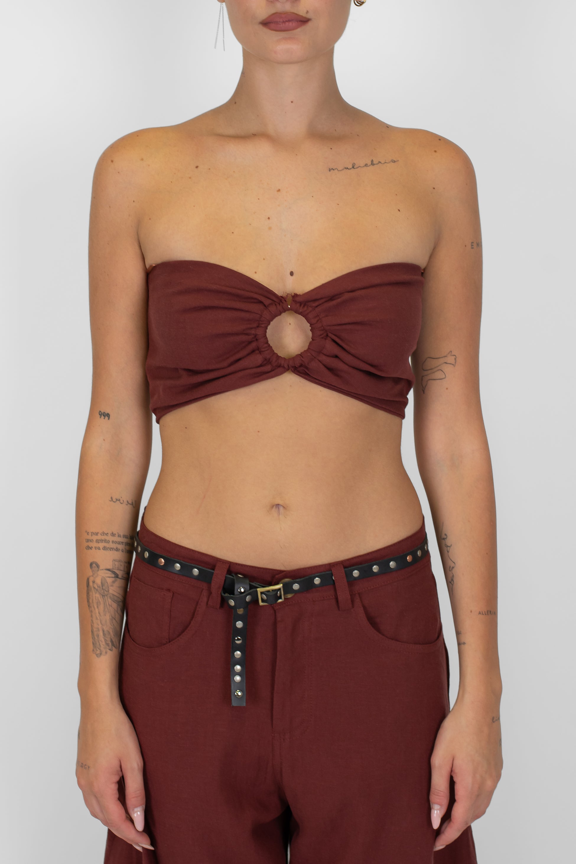 Tensione in - Top a fascia in viscosa/lino con elastico dietro