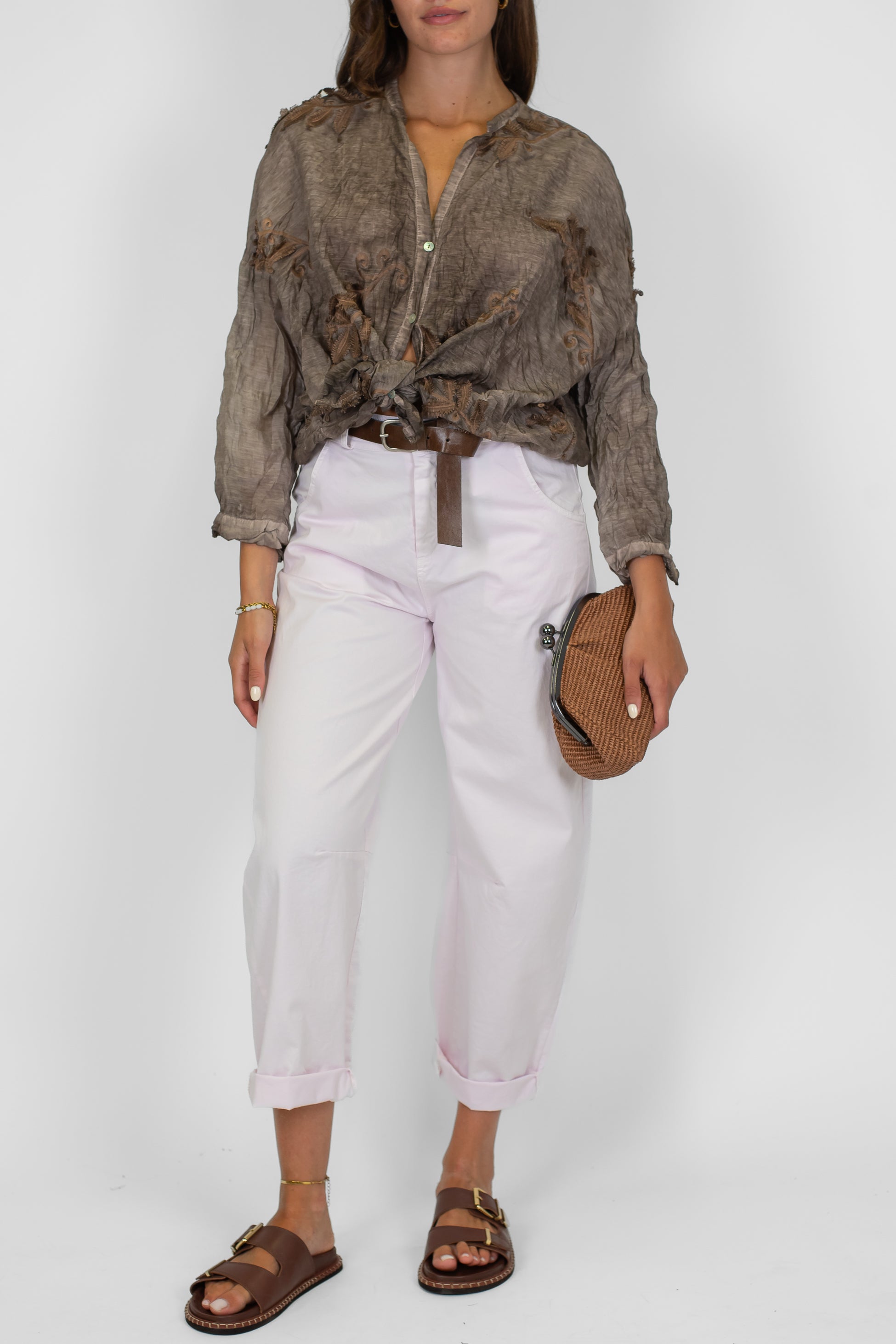 Tensione in - Pantalone modello balloon con elastico sul retro