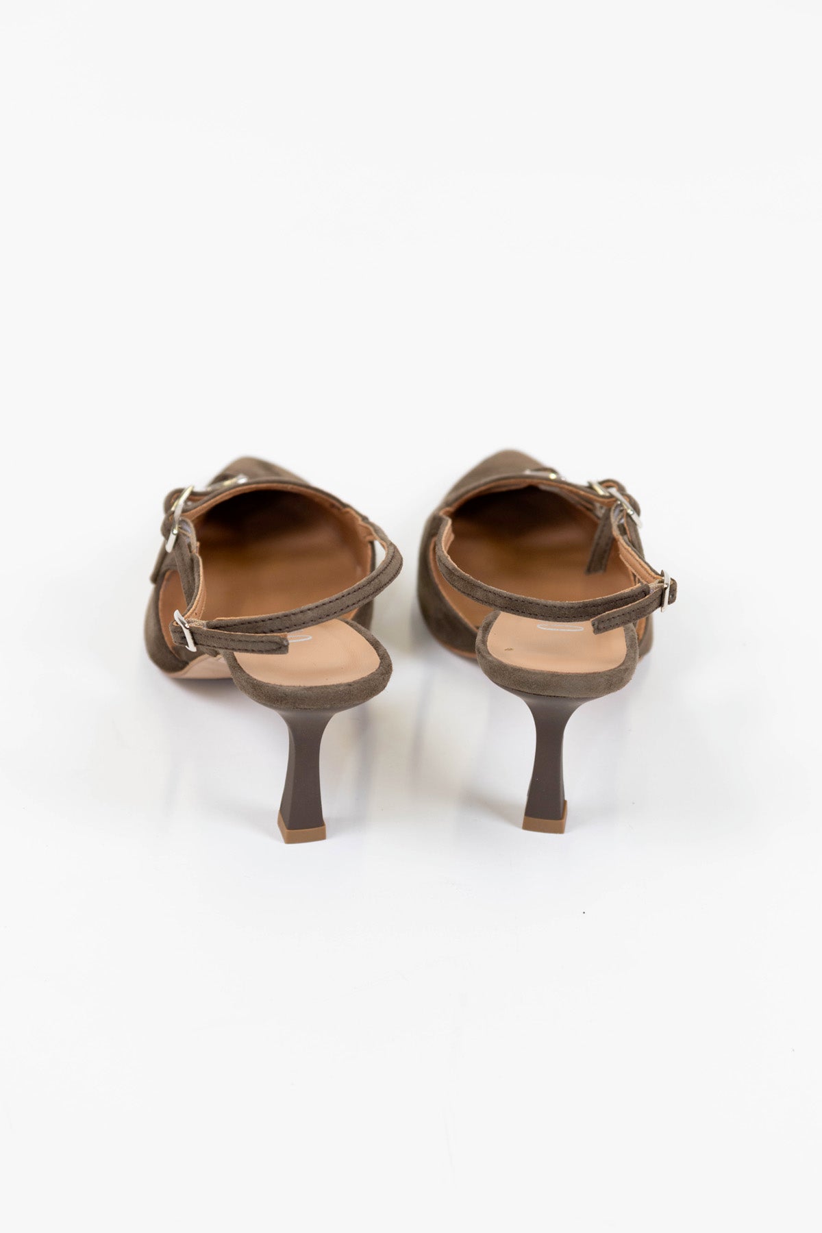 Ovyé - Slingback in camoscio con triplo cinturino