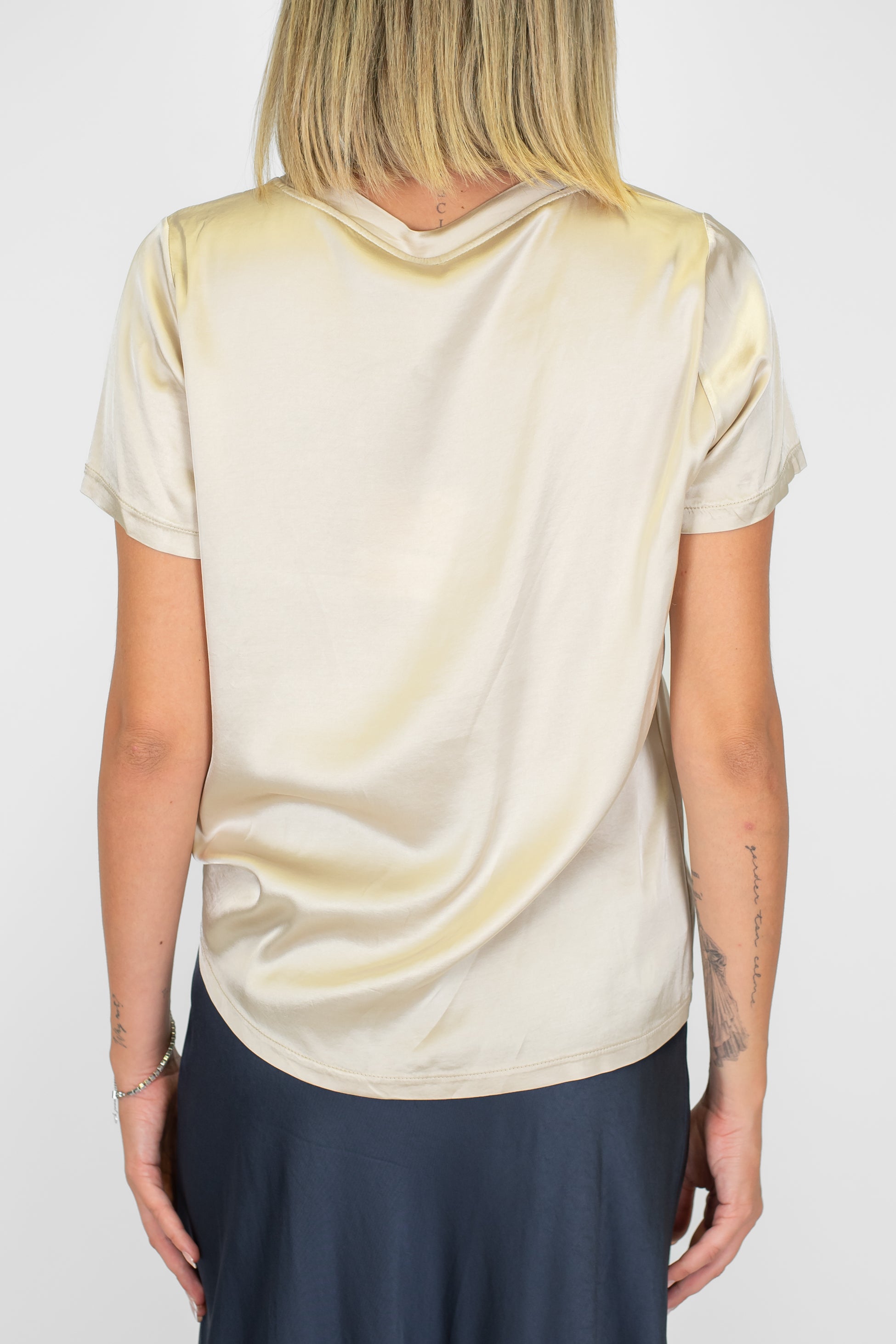 Tensione in - T-shirt mezzamanica in viscosa