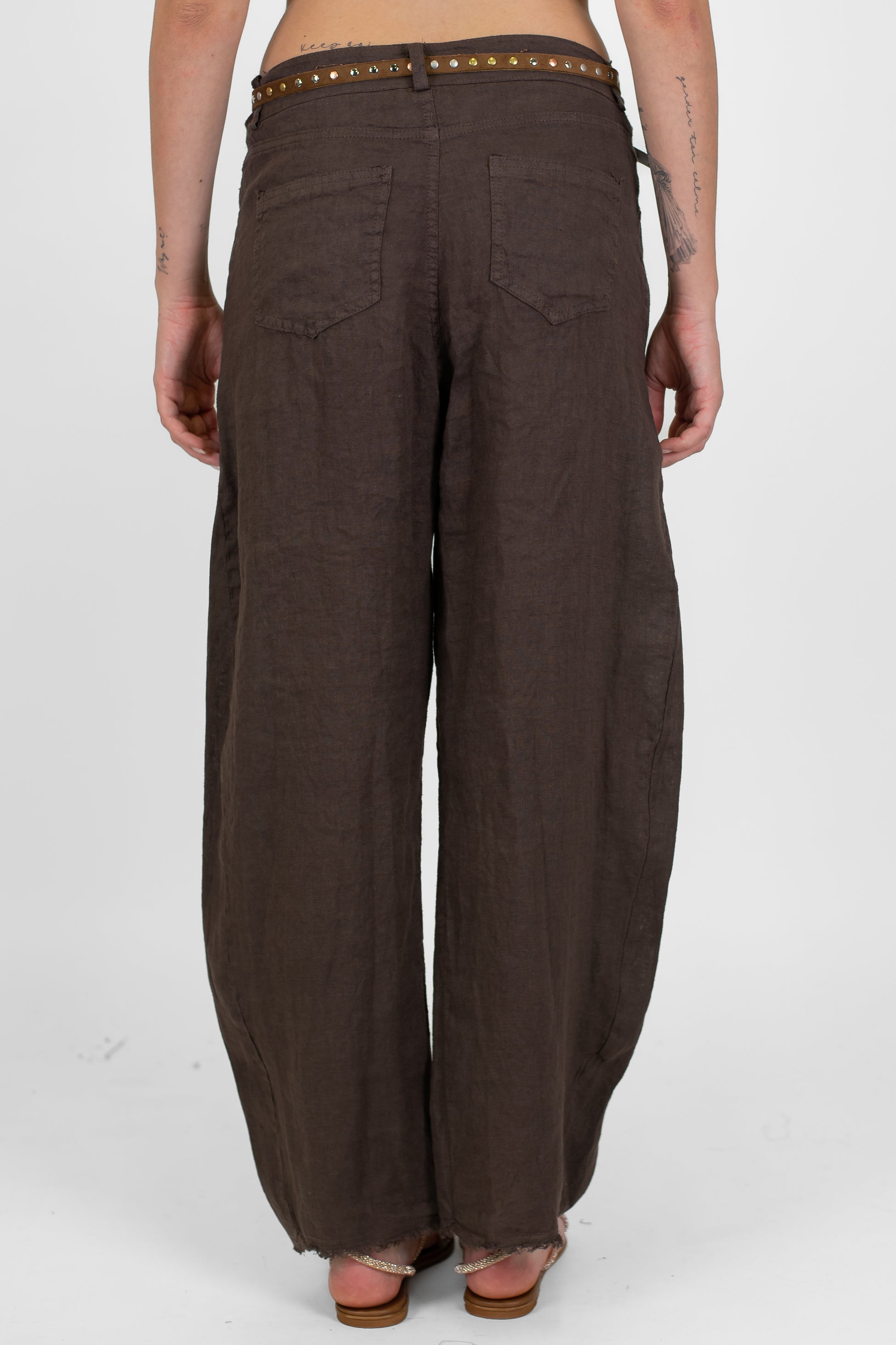 Tensione in - Pantalone balloon 100% lino sfrangiato sotto