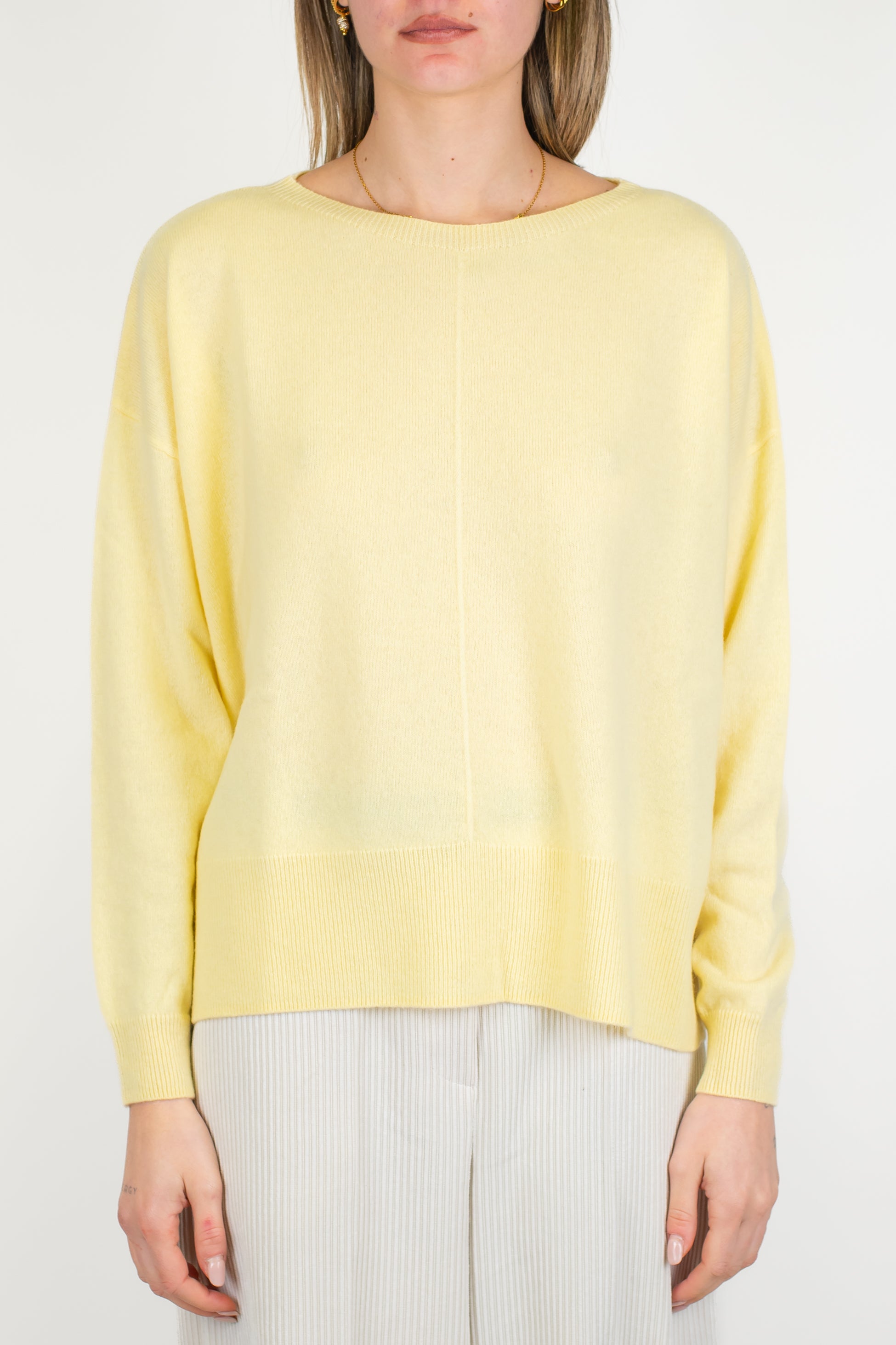 Tensione in - Maglia scollo a barca in pura lana