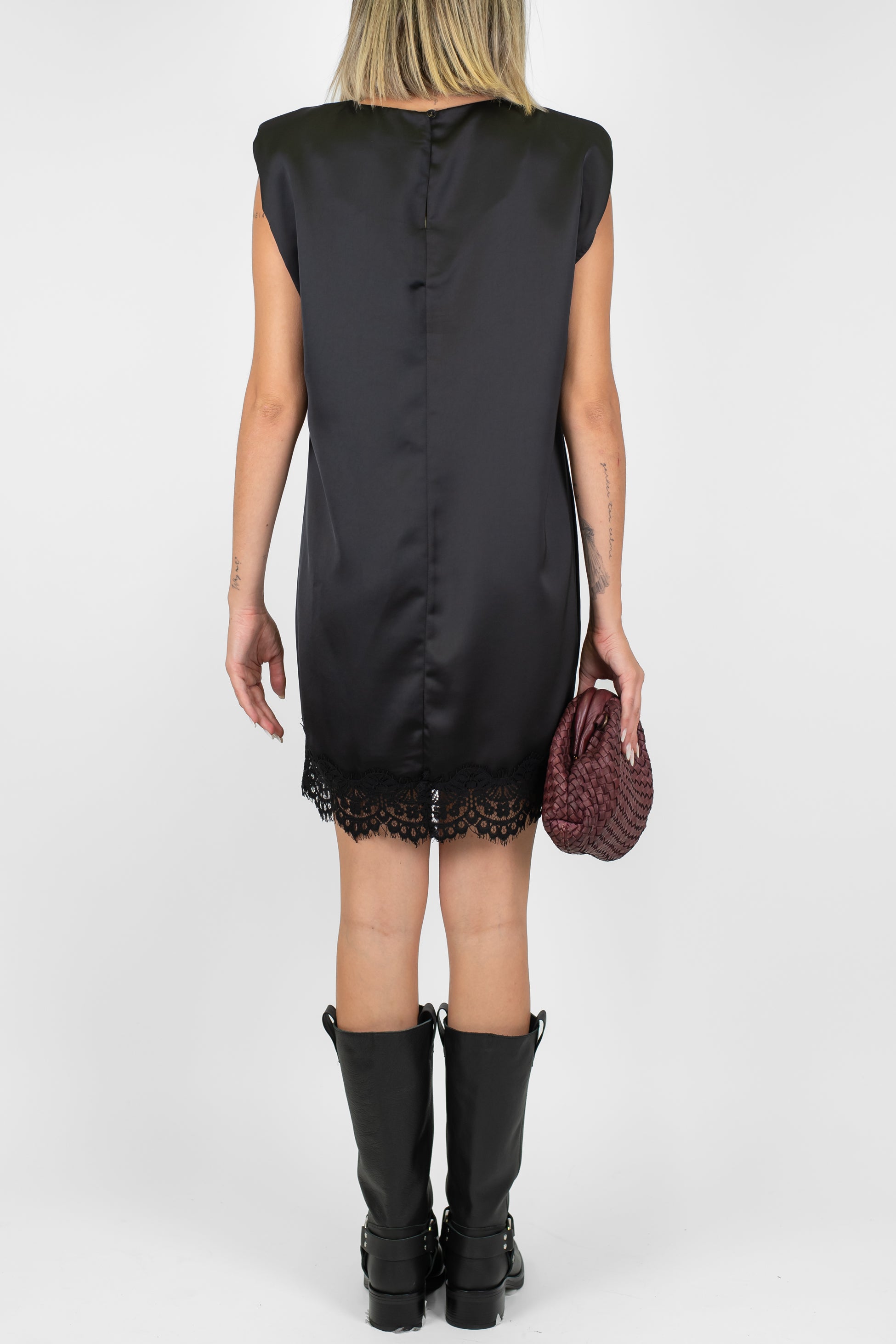 Motel - Abito corto in raso con spalline e pizzo sul fondo