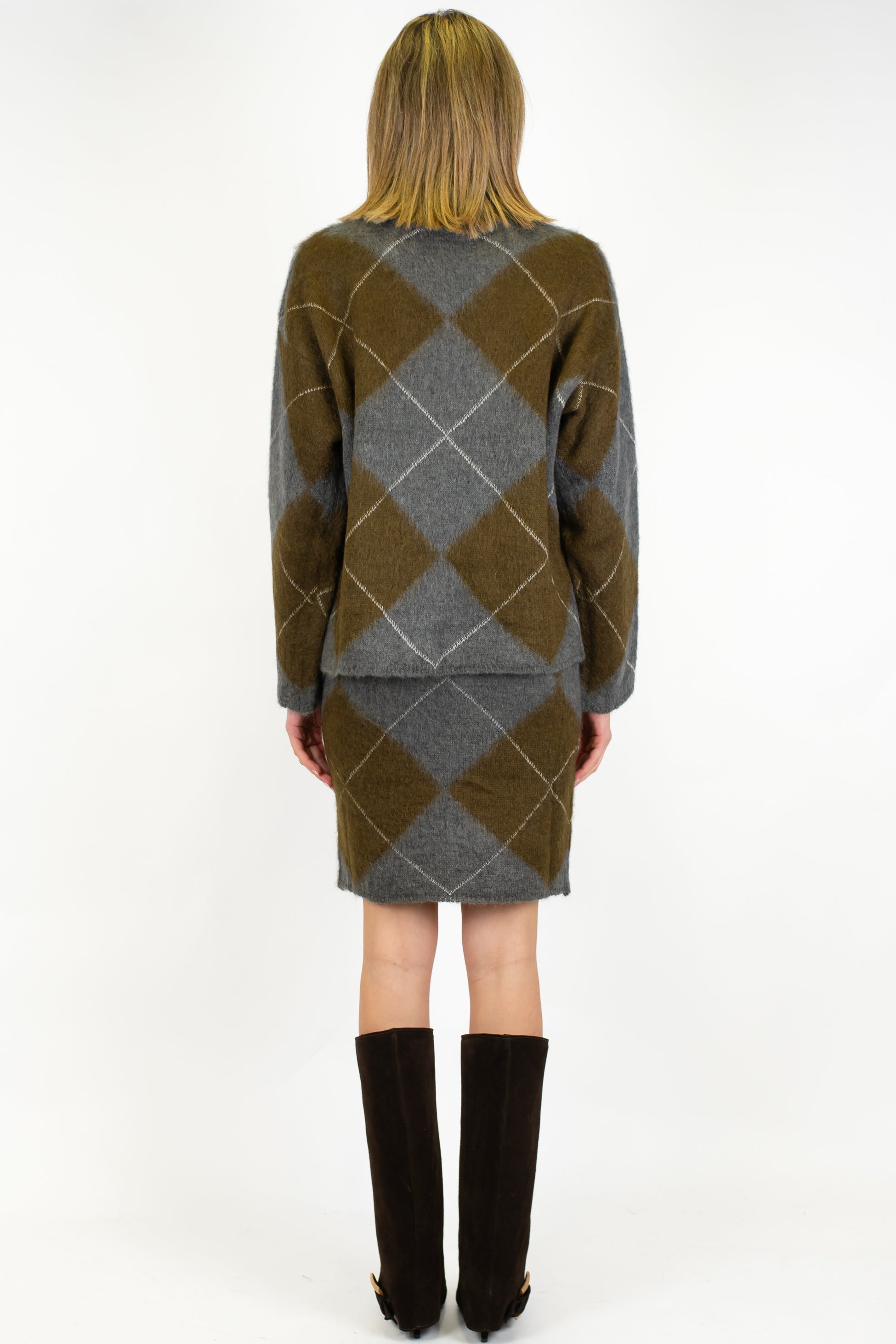 Tensione in - Coordinato in lana mohair con dolcevita e minigonna