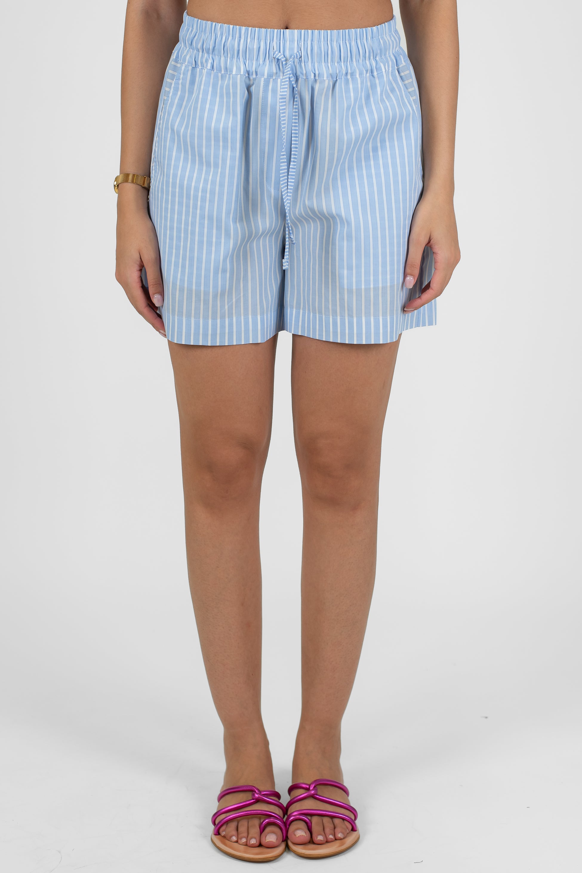 Tensione in - Coordinato camicia e shorts fantasia righe larghe con coulisse