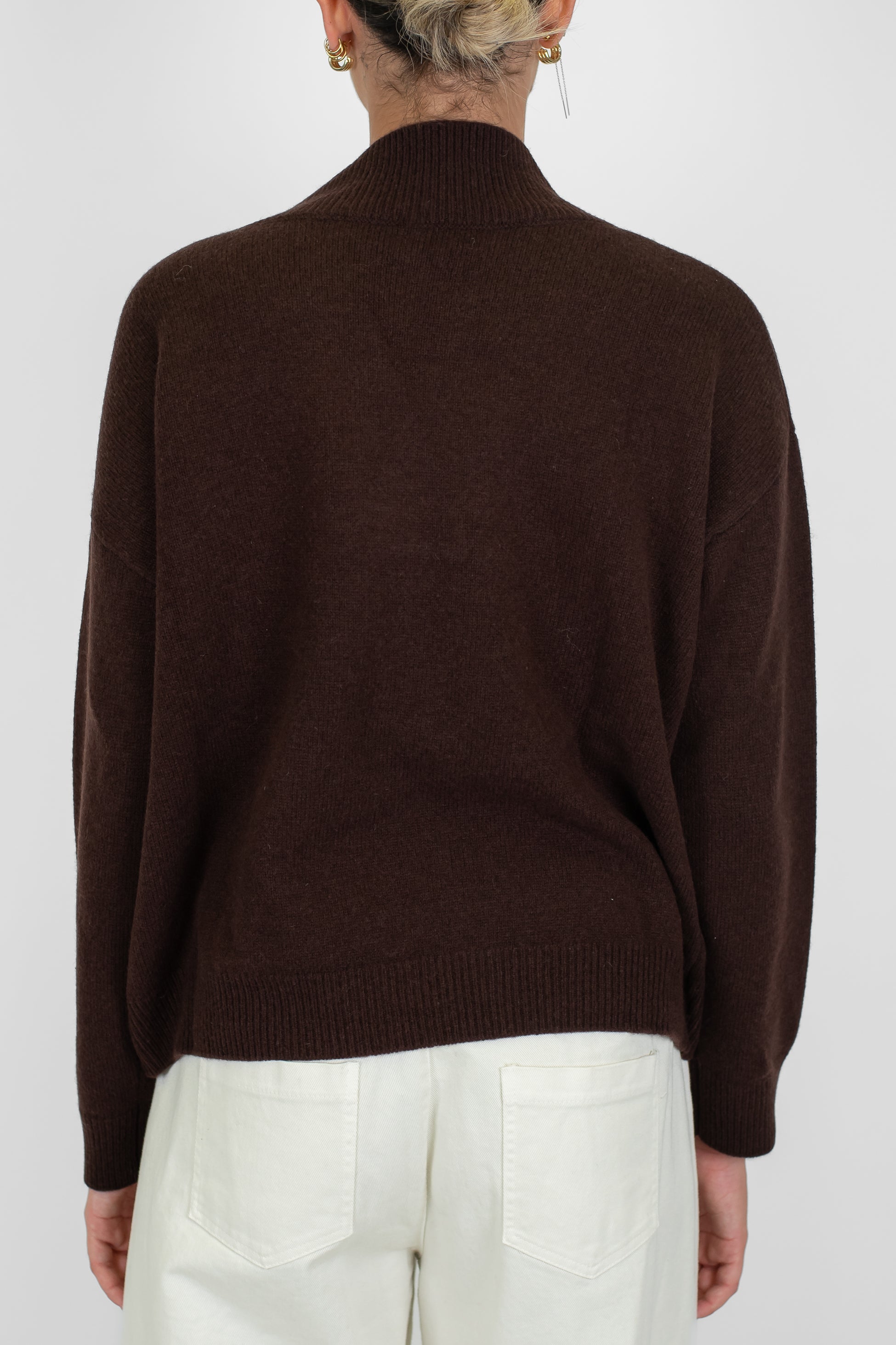 Tensione in - Maglia over scollo a V in pura lana