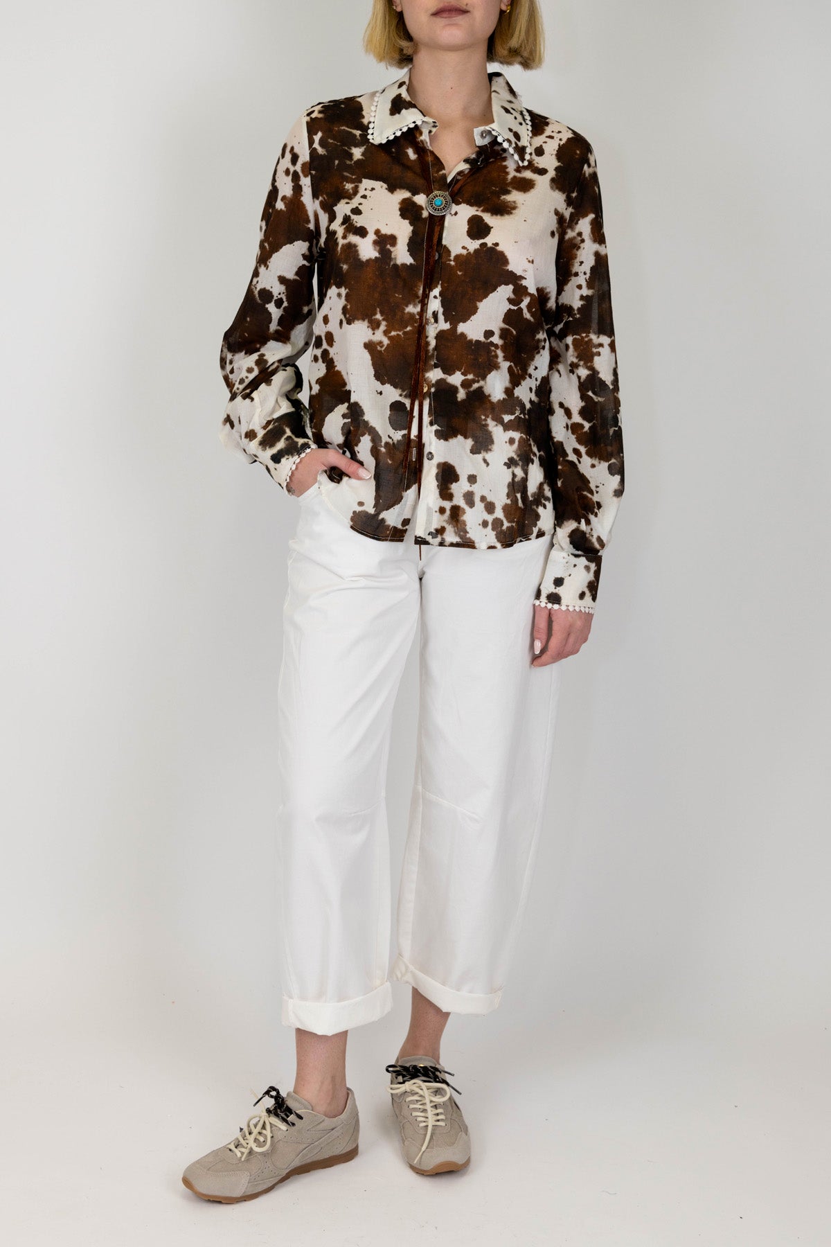 Tensione in - Pantalone modello balloon con elastico sul retro