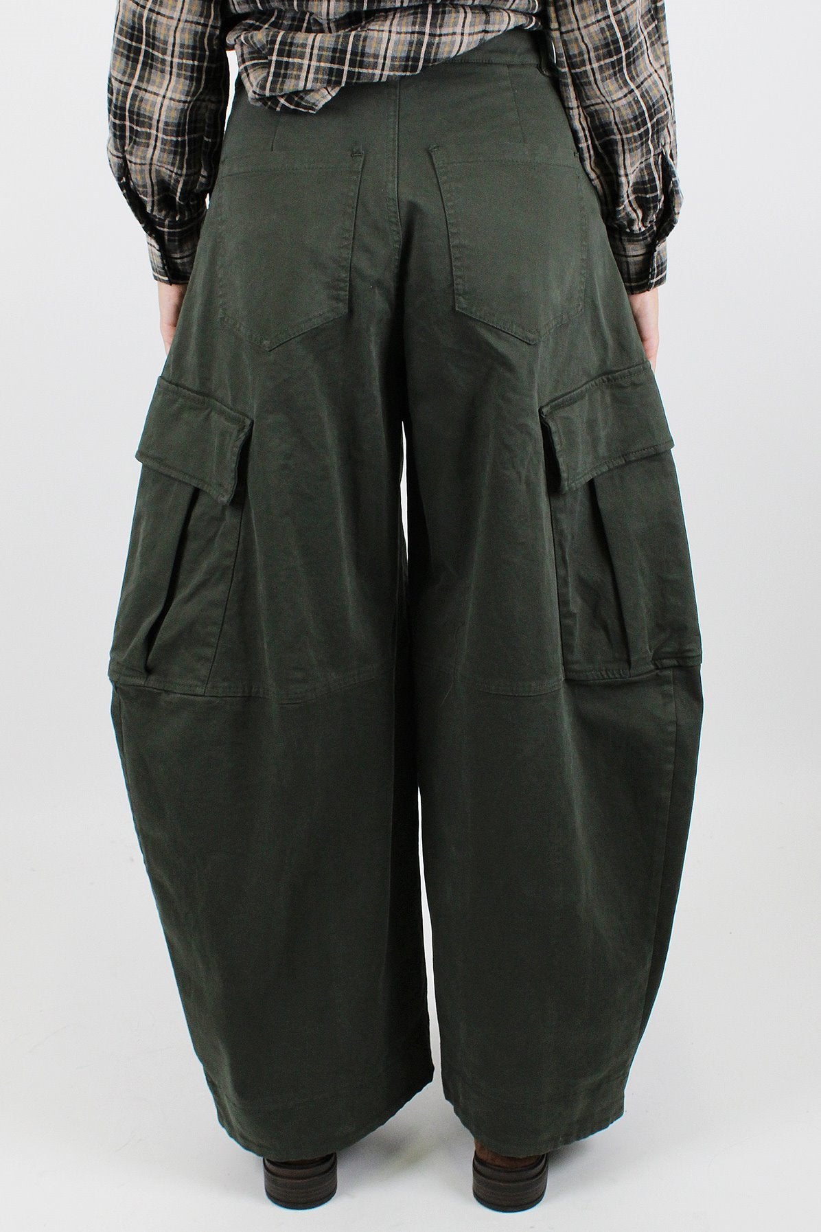 Tensione in - Pantalone barrell cargo