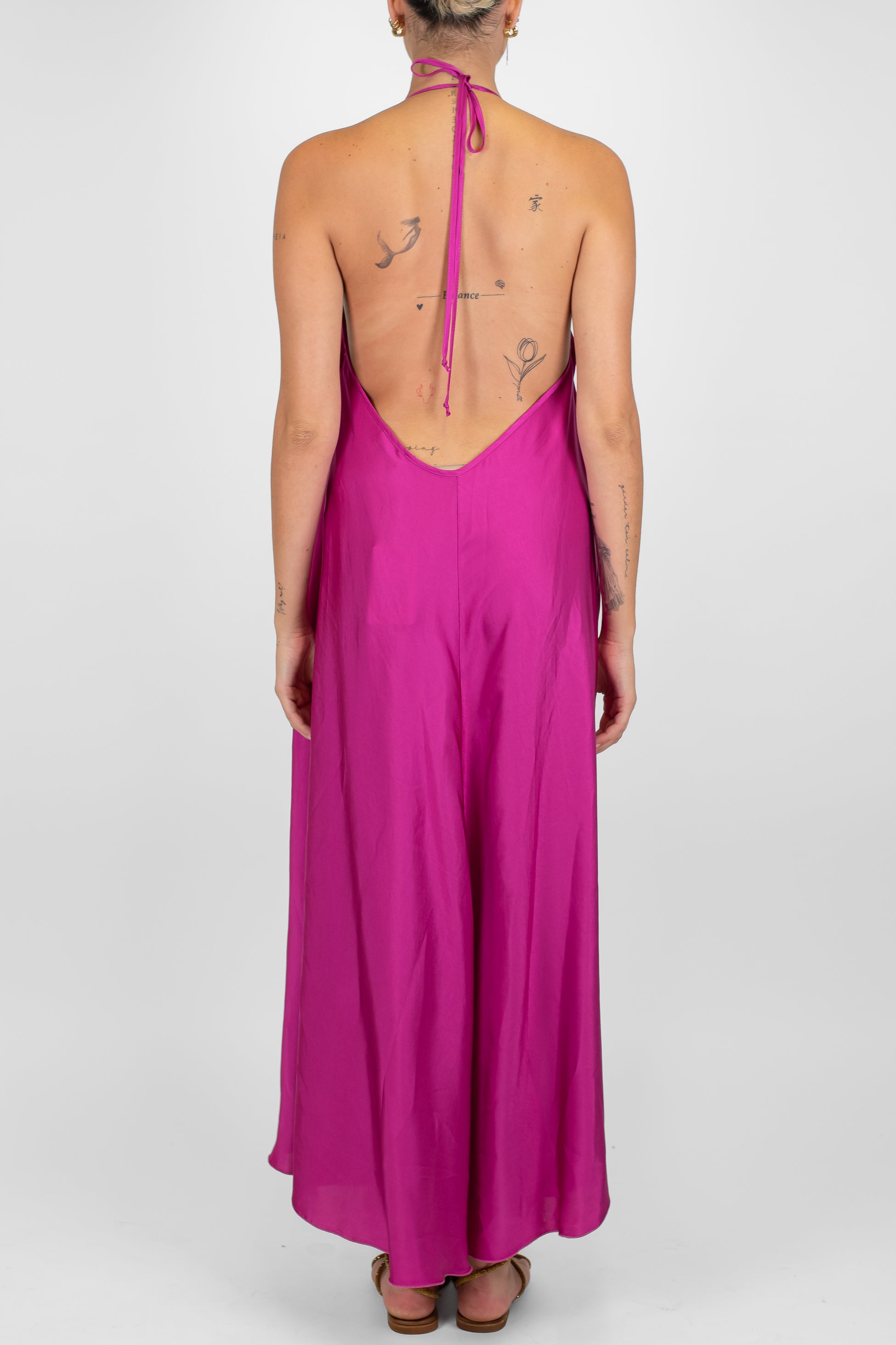 Motel - Abito lungo scollo v con bretelle sottili in satin