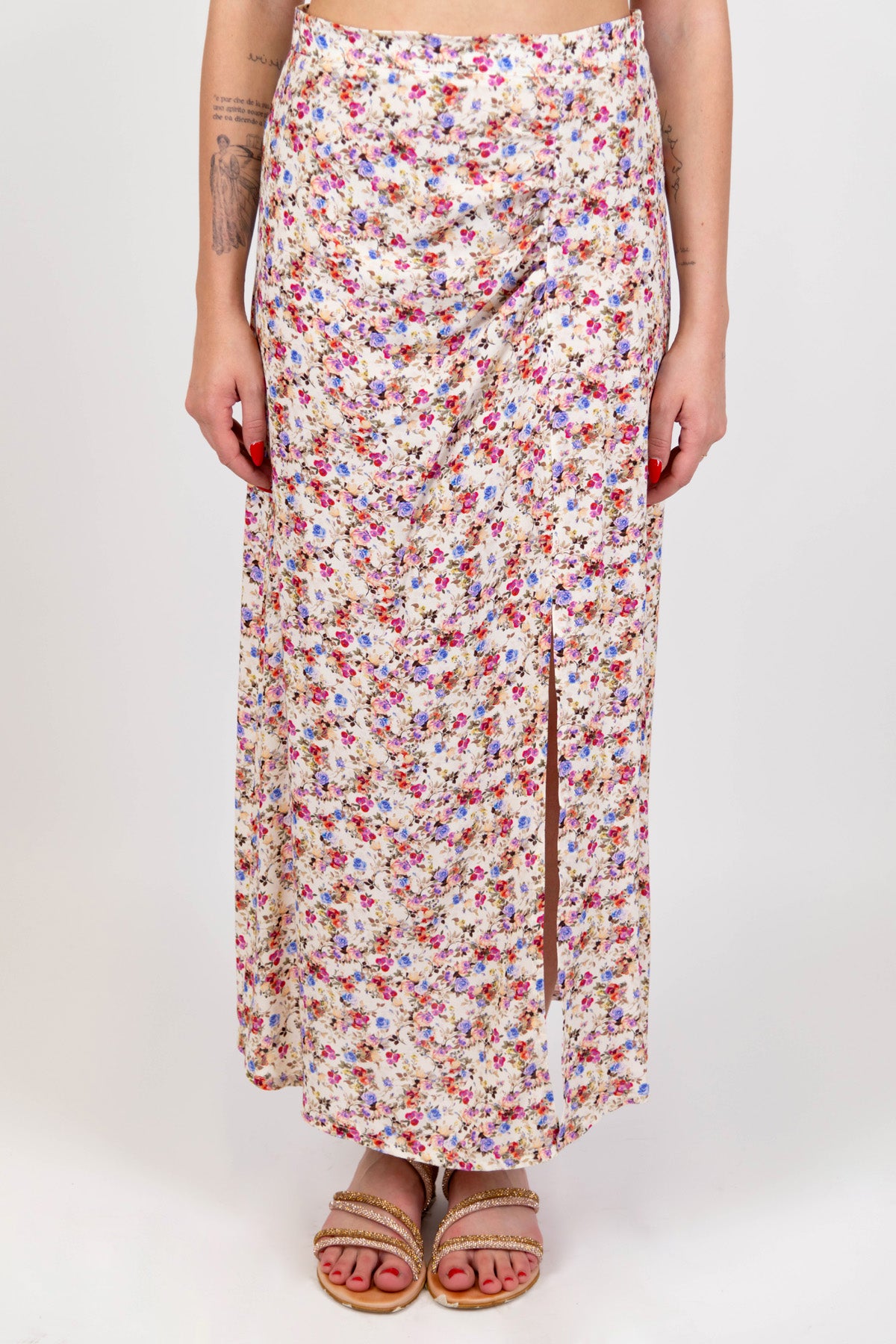 Tensione in - Gonna fantasia floreale con spacco laterale