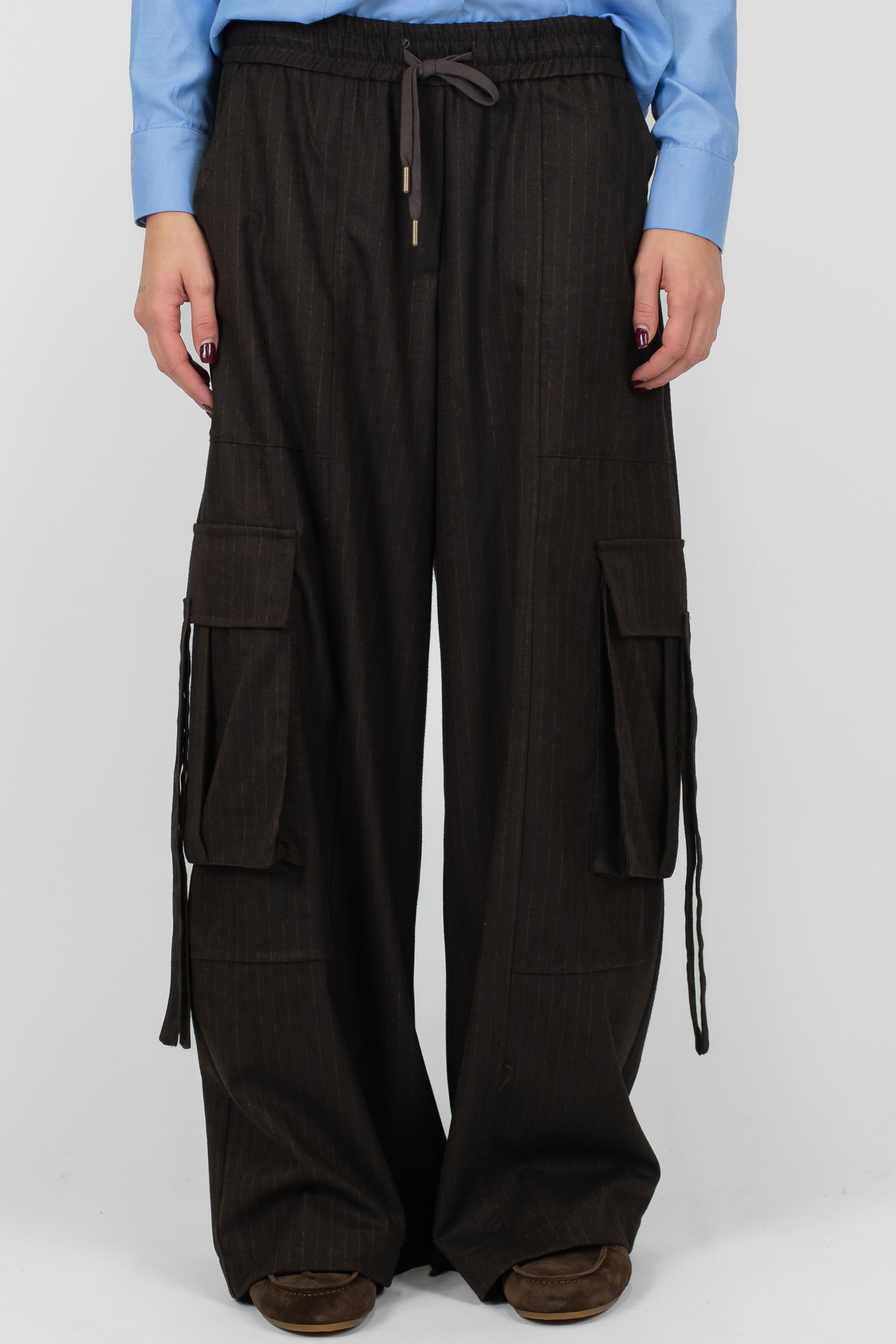 Tensione in - Pantalone cargo palazzo gessato con coulisse