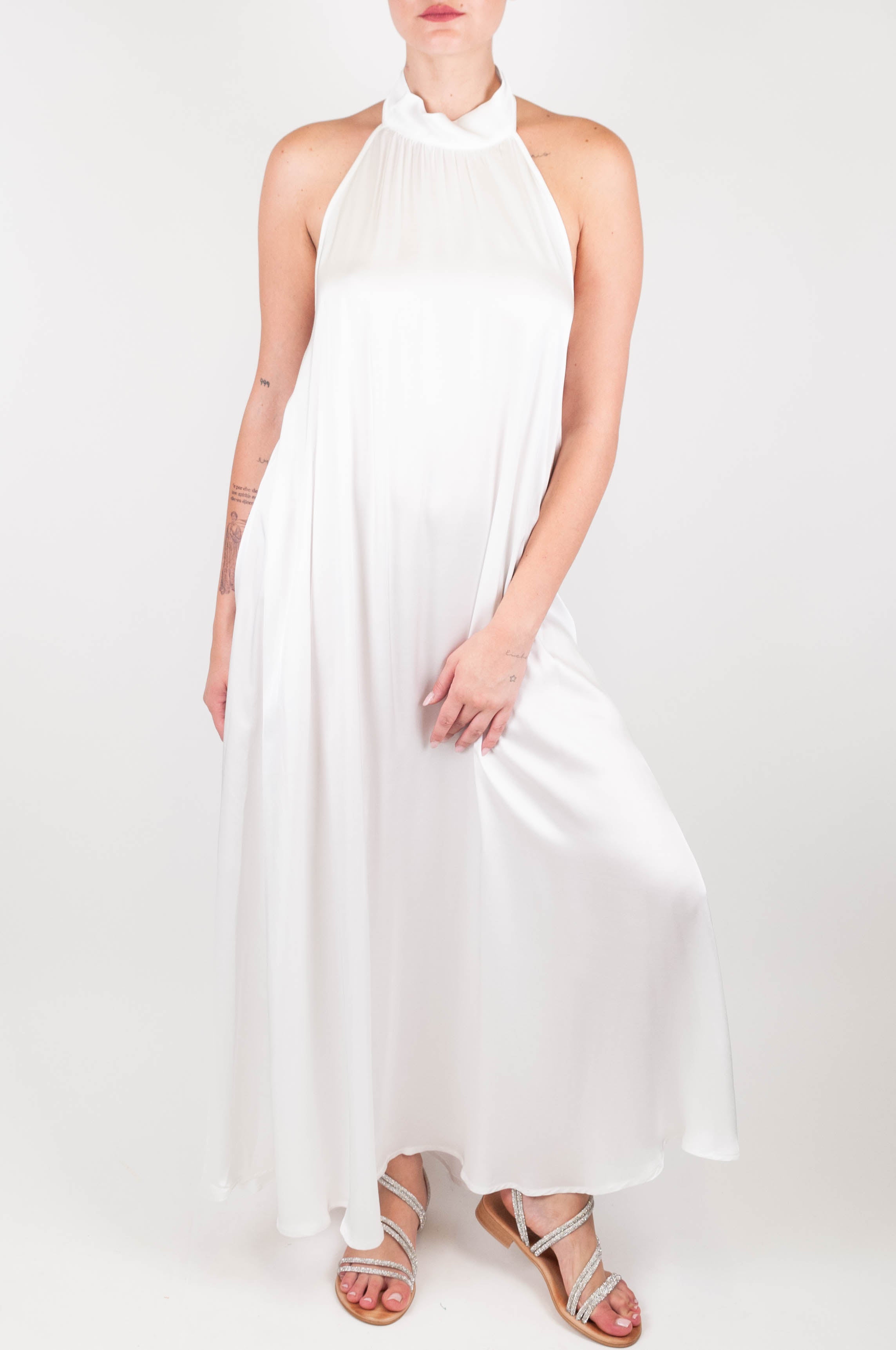 Tensione in - Abito lungo scollo americano in viscosa con scollatura sul retro