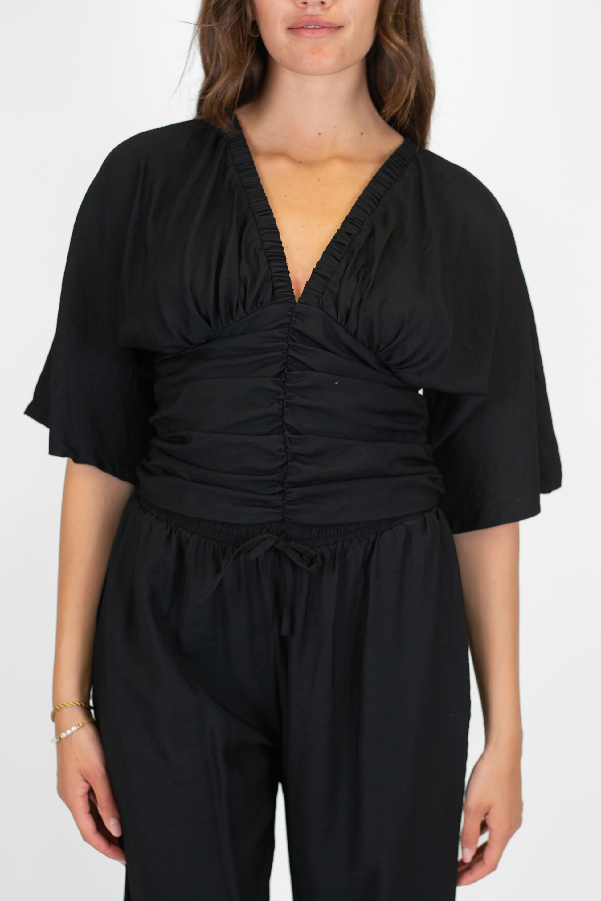 Maryley - Blusa mezzamanica in viscosa con scollo a V ed elastico sul fondo