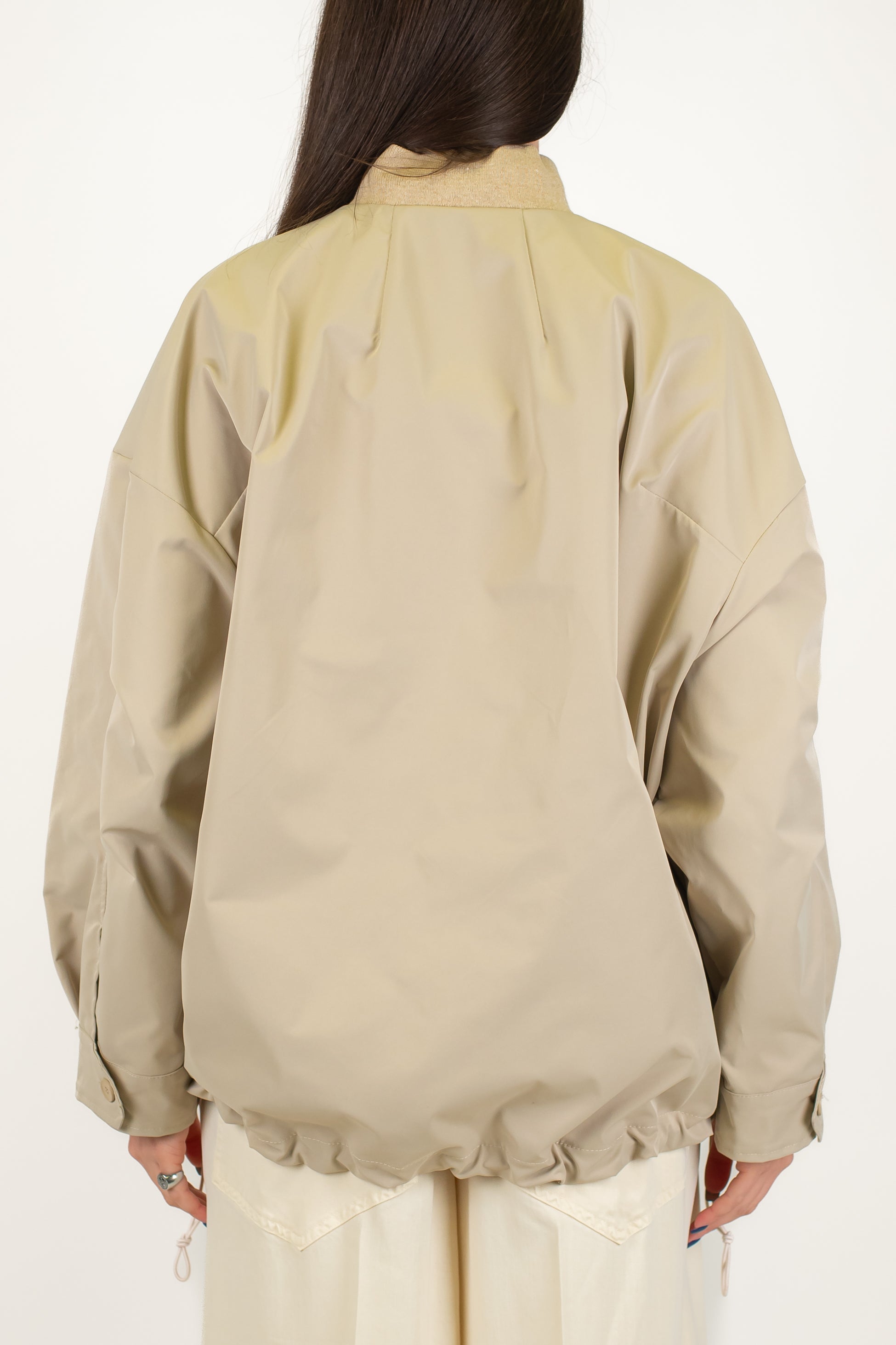 Tensione in - Bomber over con tasche laterali e chiusura zip