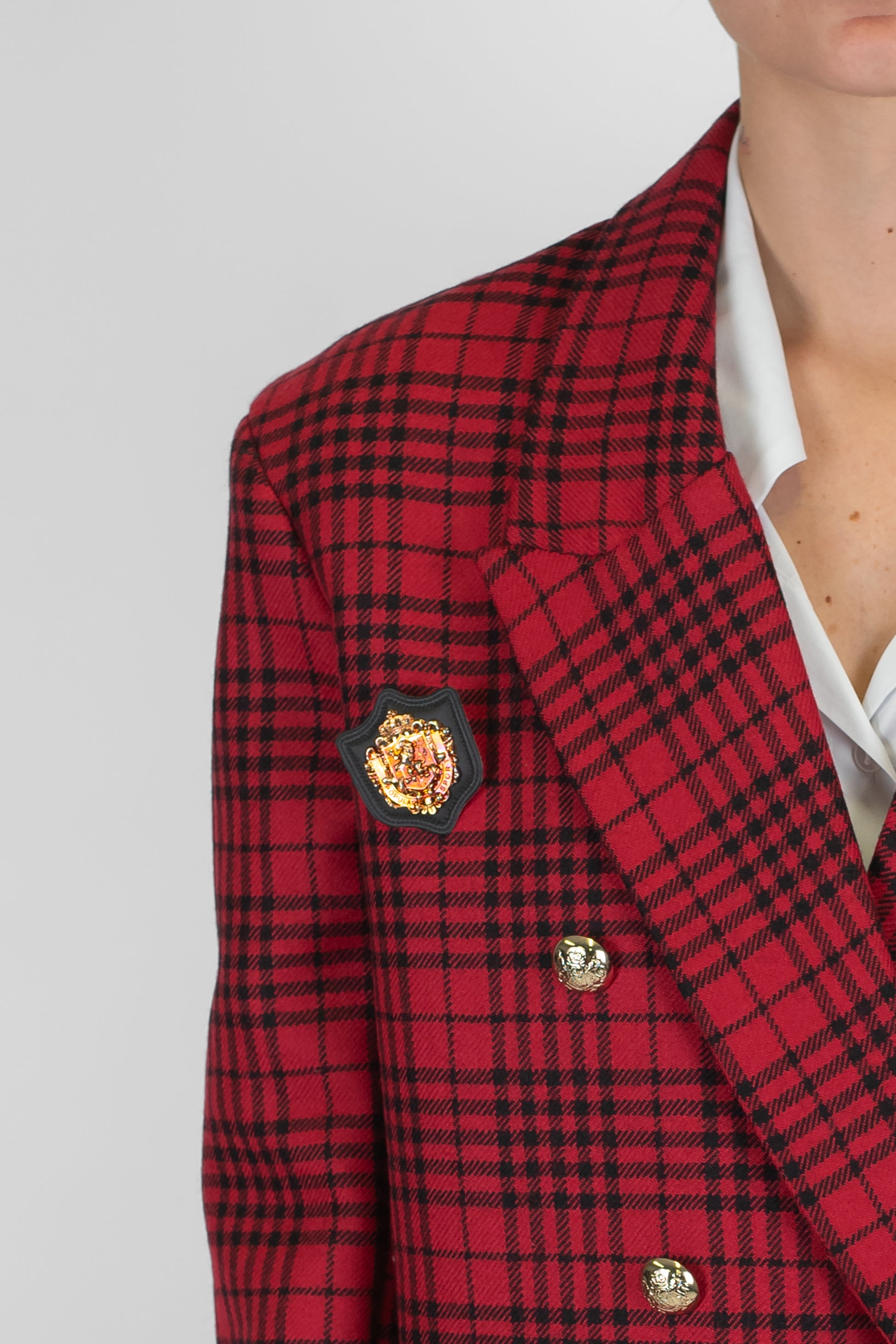 Tensione in - Blazer doppiopetto fantasia quadri in pura lana spilla stemma sul petto