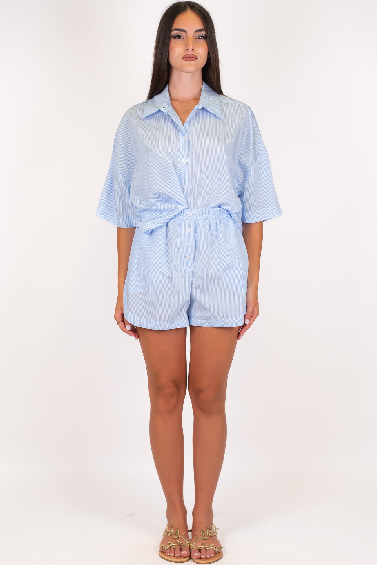 Tensione in - Coordinato camicia mezzamanica e shorts fantasia a righe