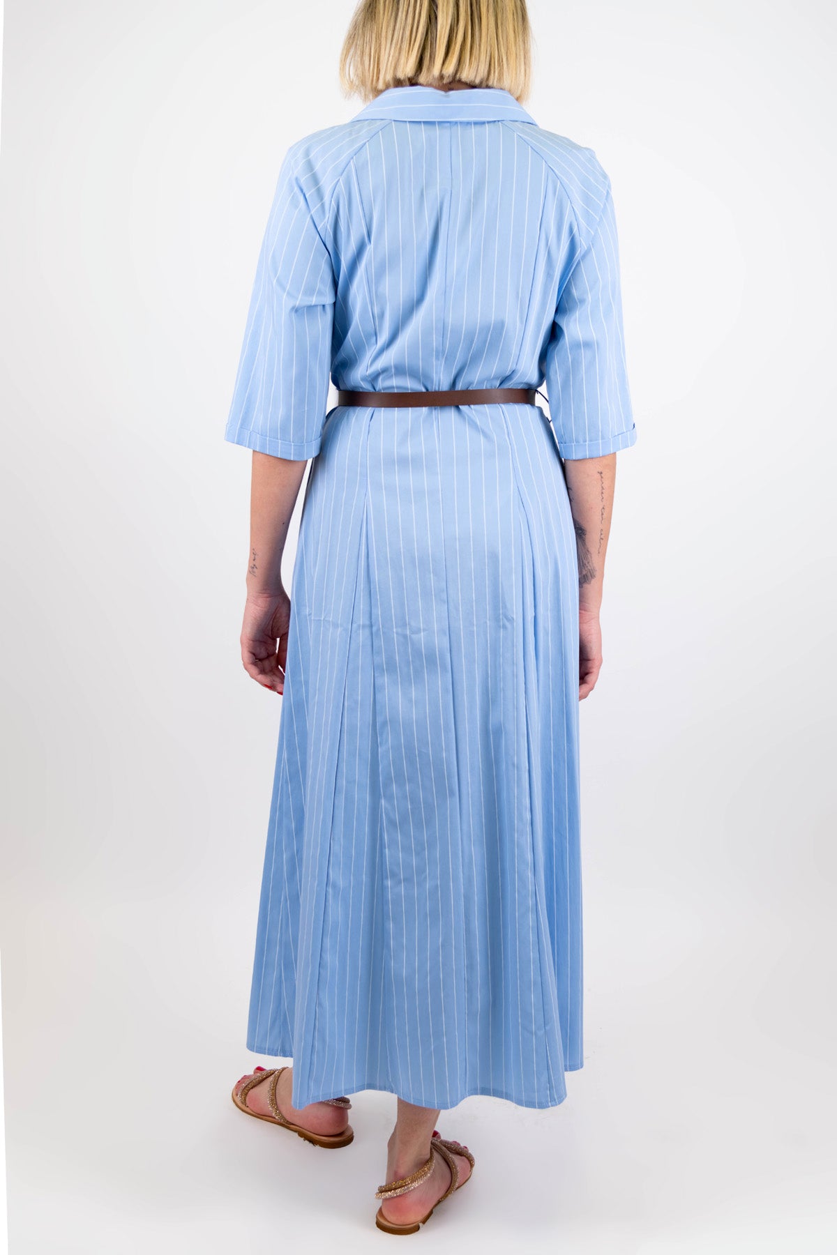 Tensione in - Chemisier gessato con manica tre quarti