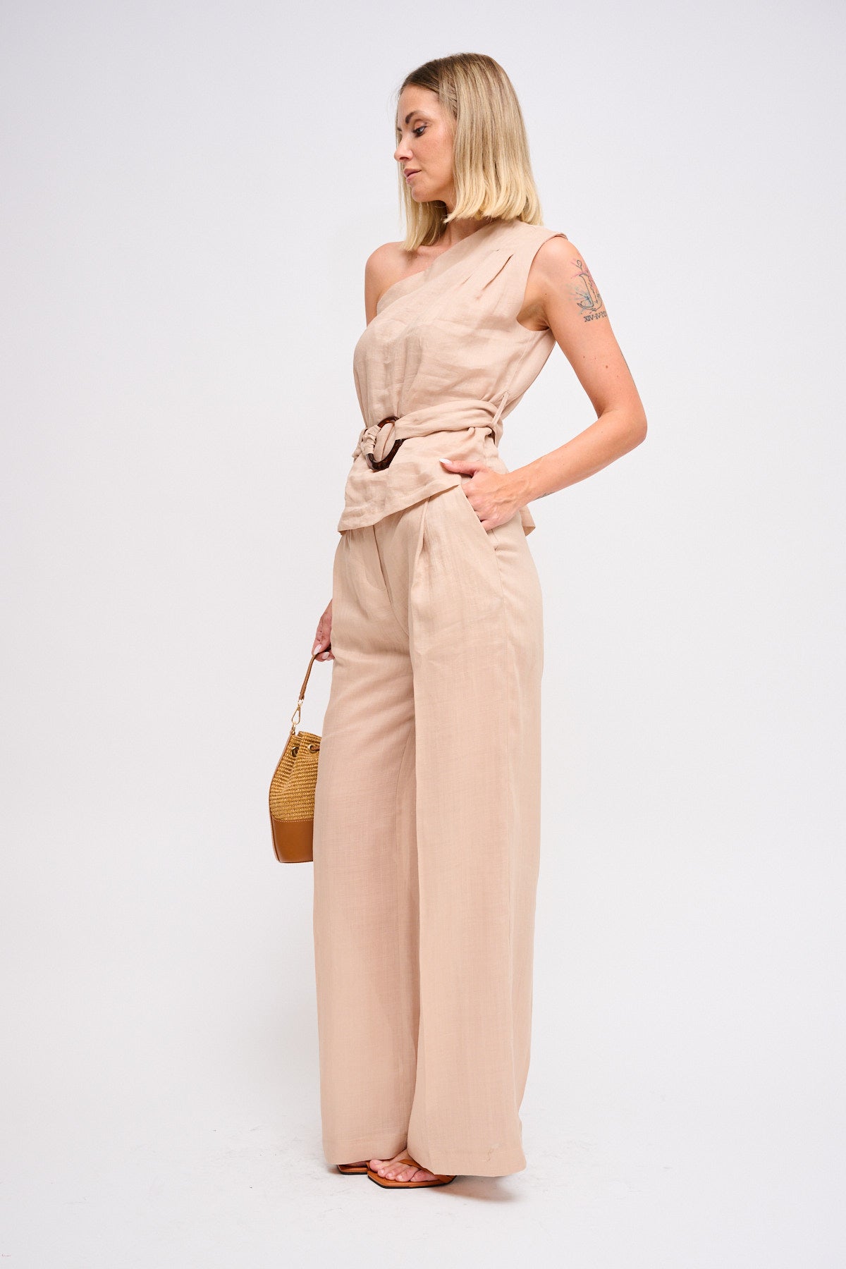 Maryley - Top monospalla in lino con cintura