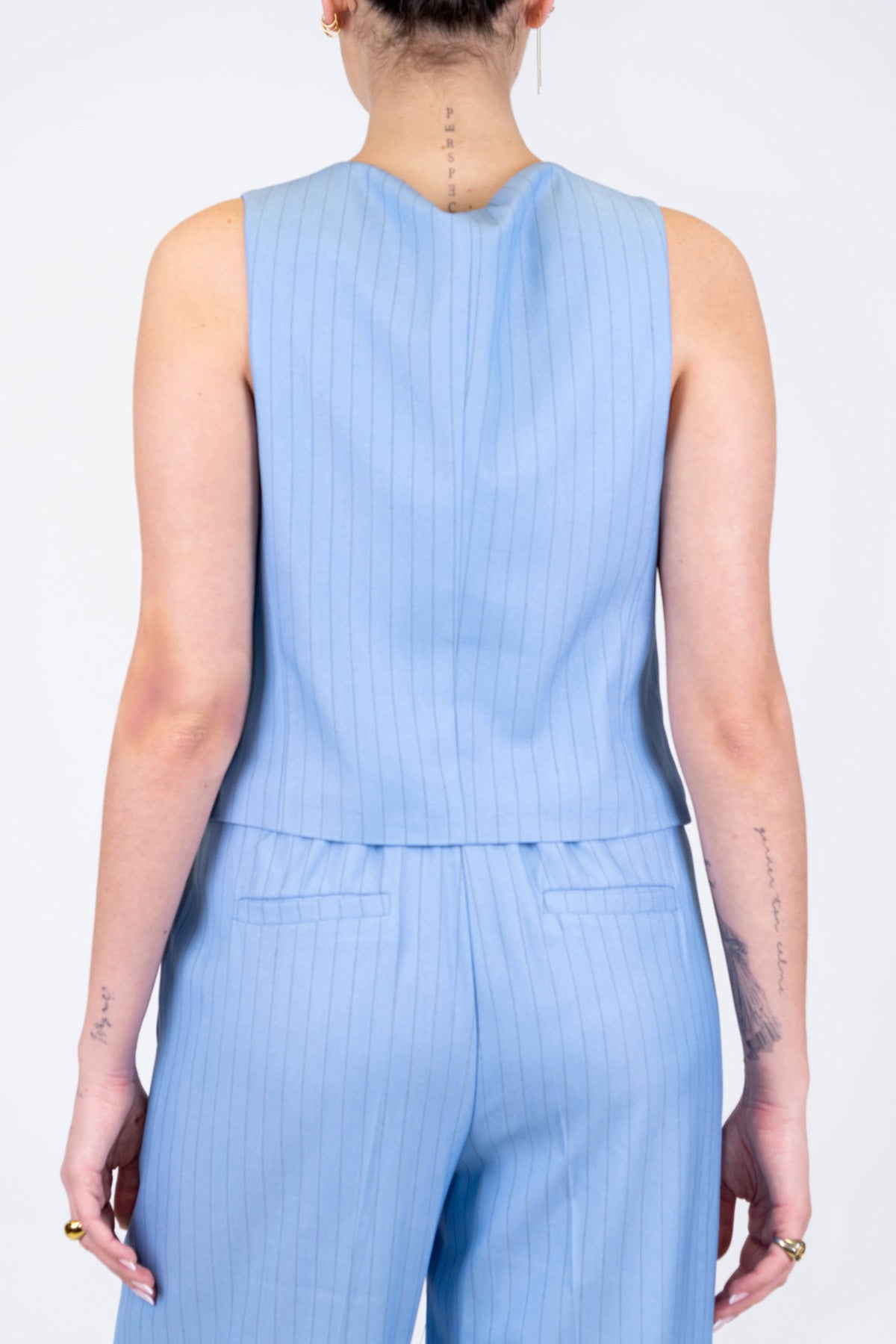 Tensione in - Coordinato gessato gilet e pantalone palazzo