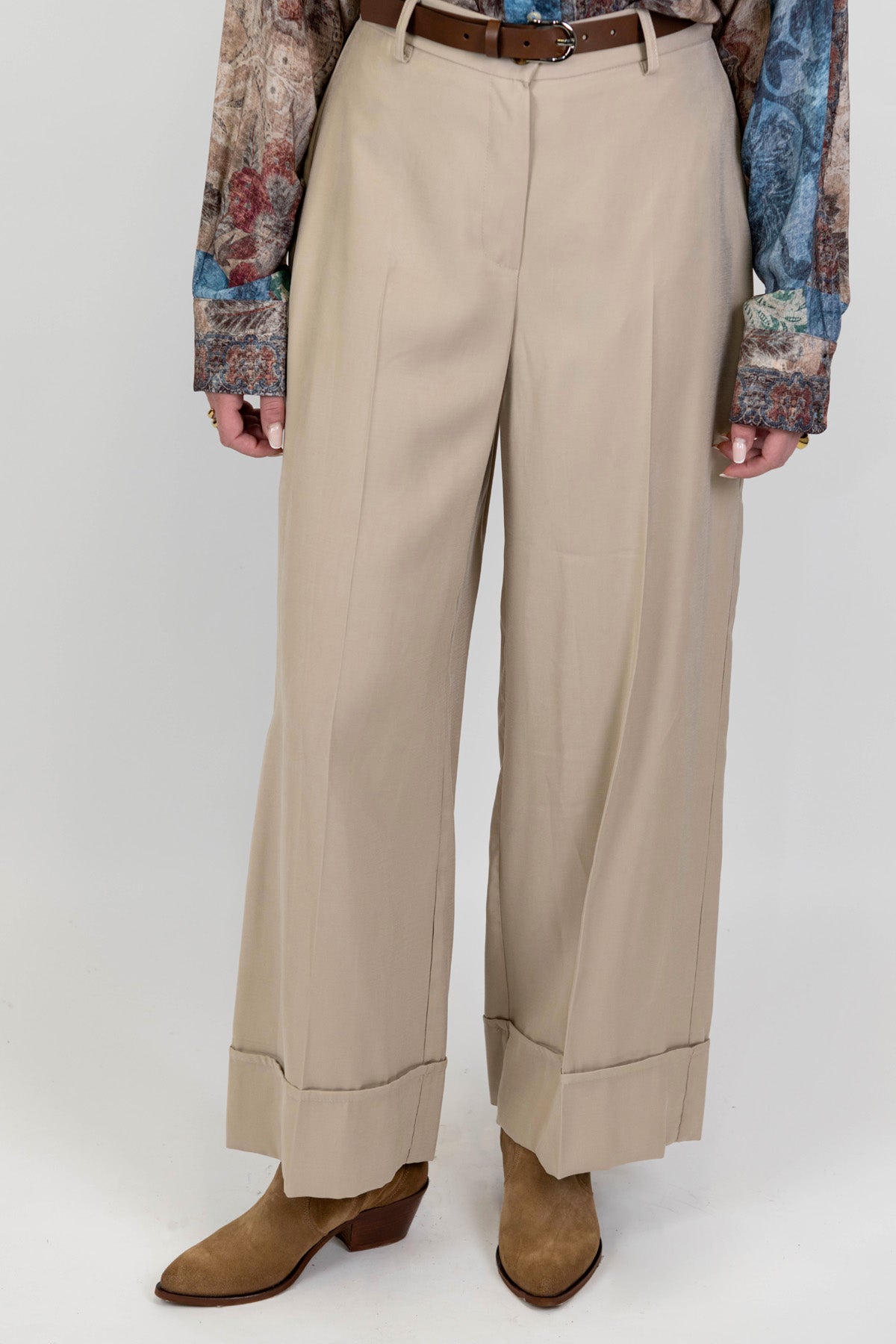 Motel - Pantalone palazzo con maxi risvolto sul fondo