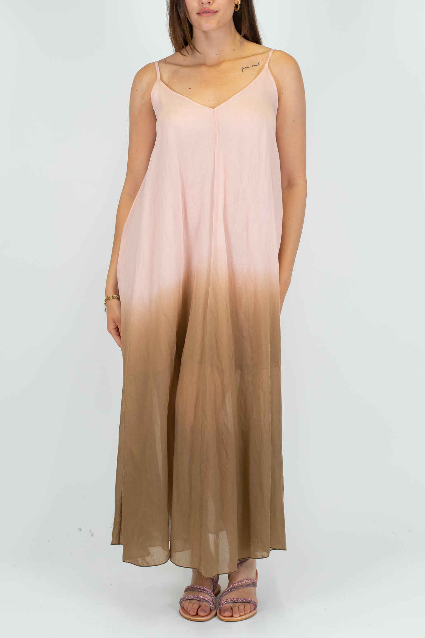 Motel - Abito lungo con bretelle tie dye in lyocell