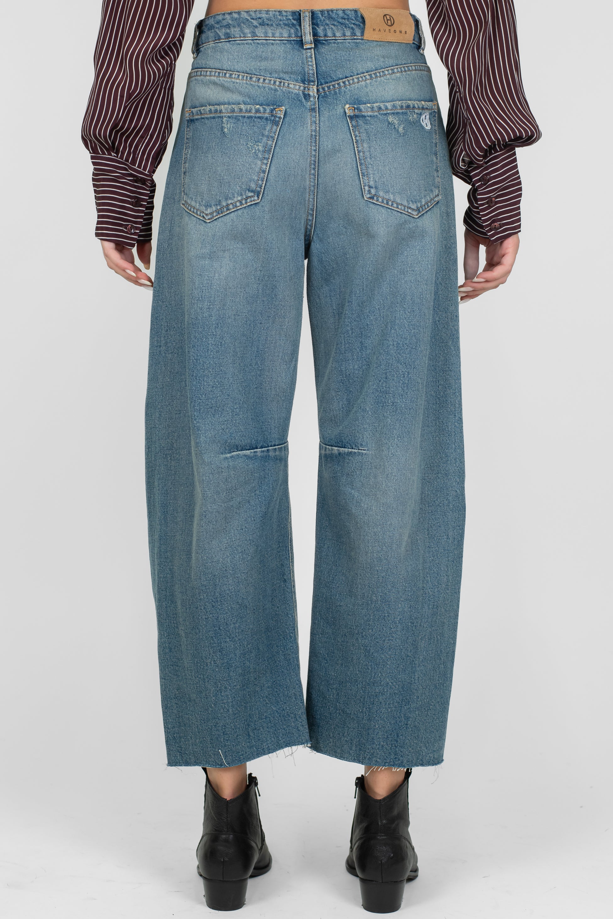 Haveone - Jeans balloon modello Barbara lavaggio medio sfrangiato sul fondo