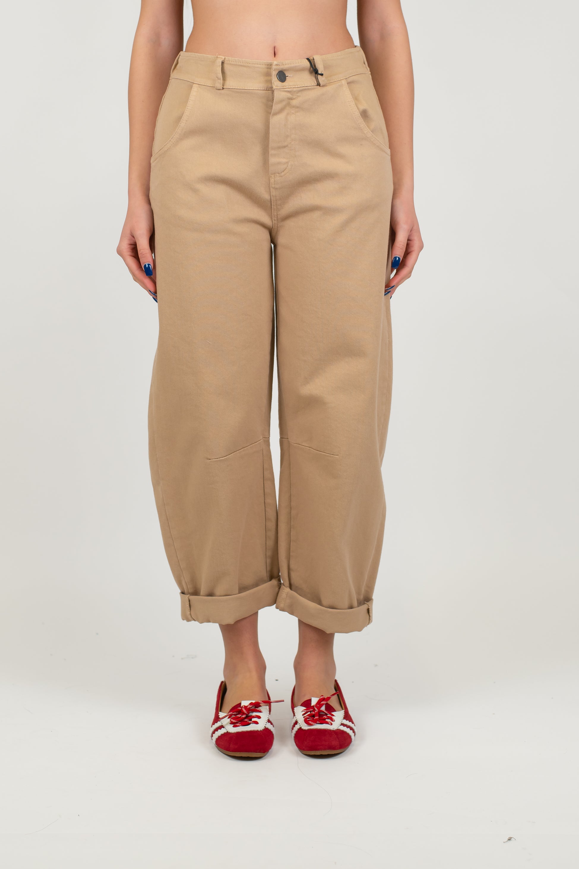 Tensione in - Pantalone balloon in denim colorato