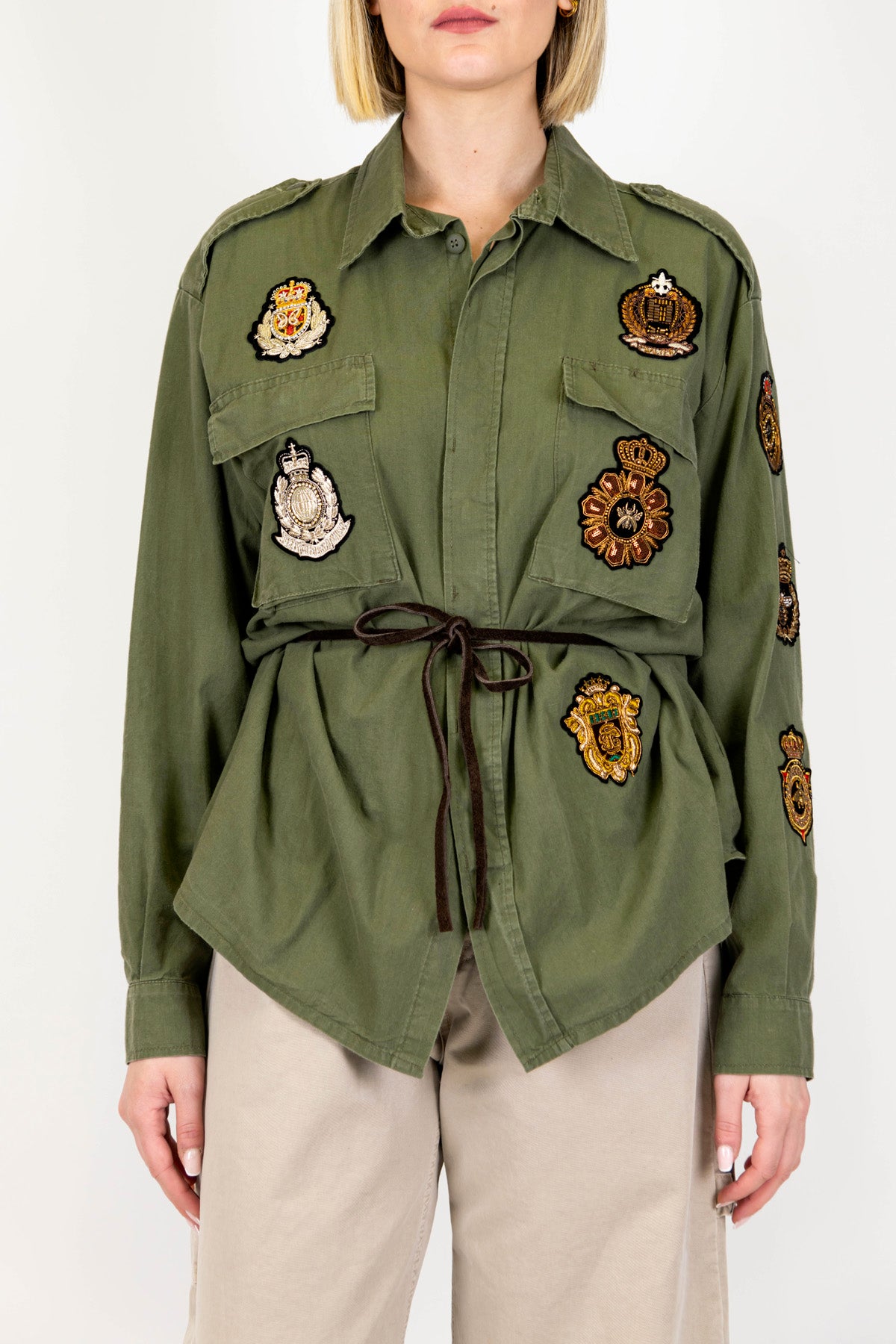 Tensione in - Camicia in tessuto vintage con patch e tasconi sul petto