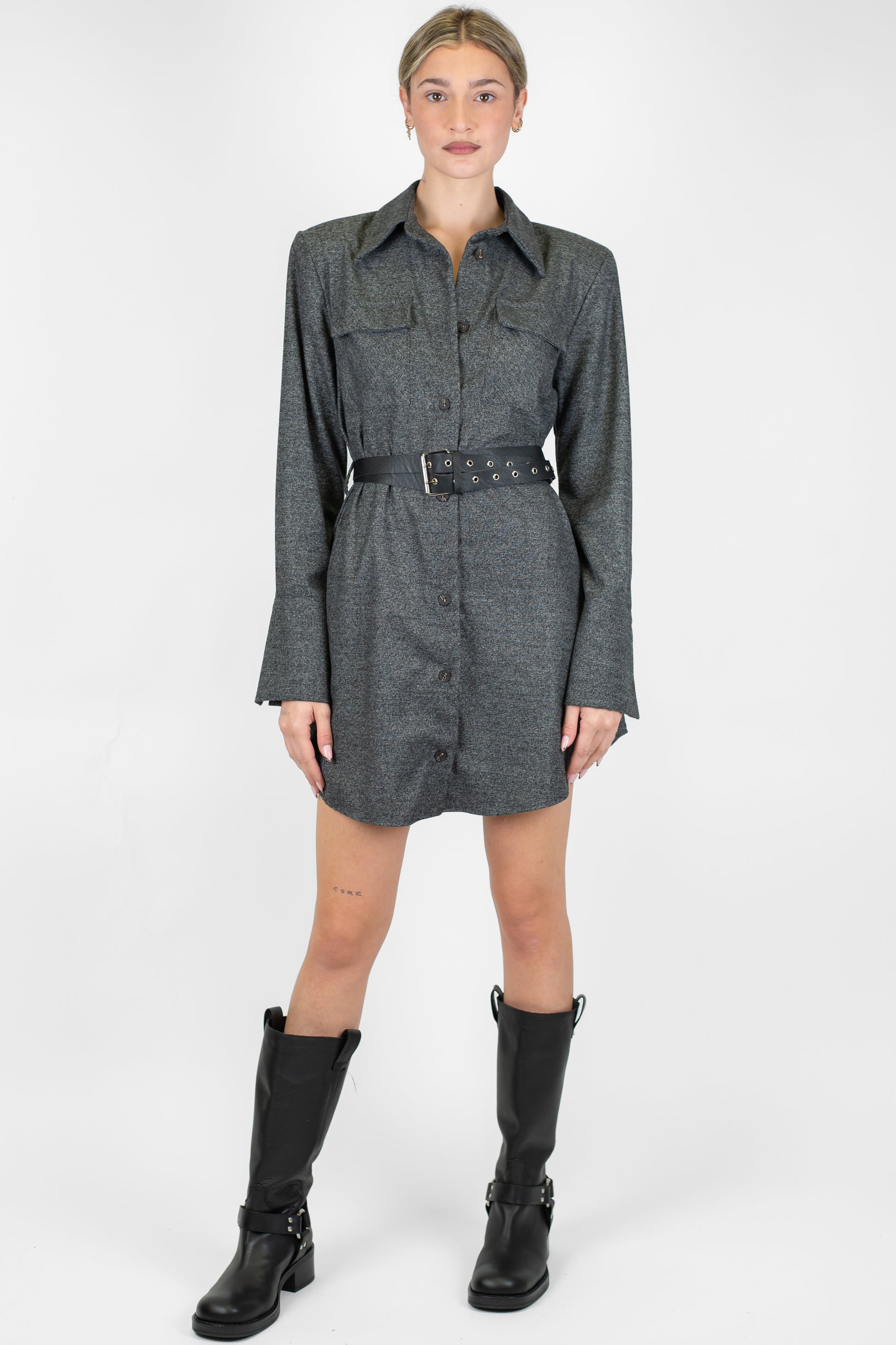 Motel - Abito corto fantasia sale e pepe con spalline e doppia cintura