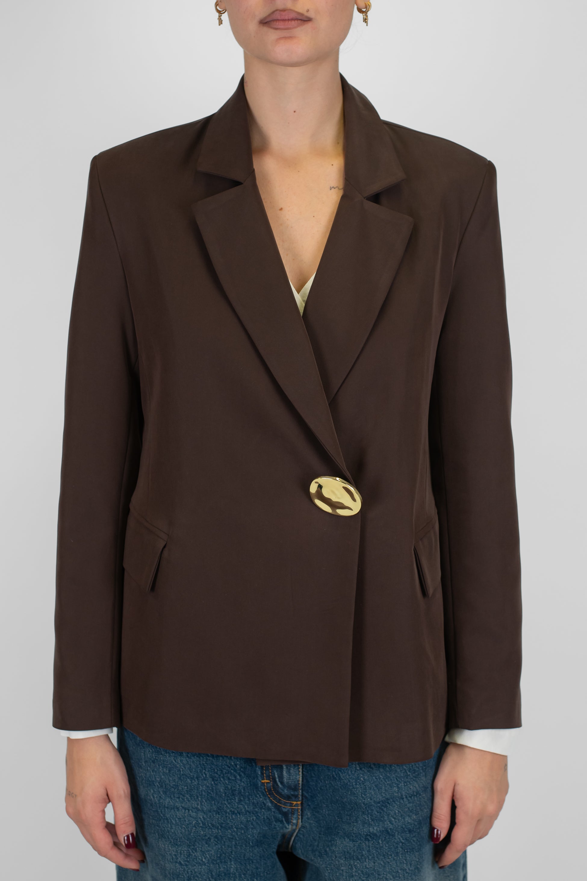 Maryley - Giacca monopetto con chiusura a ciappa e spilla bottone