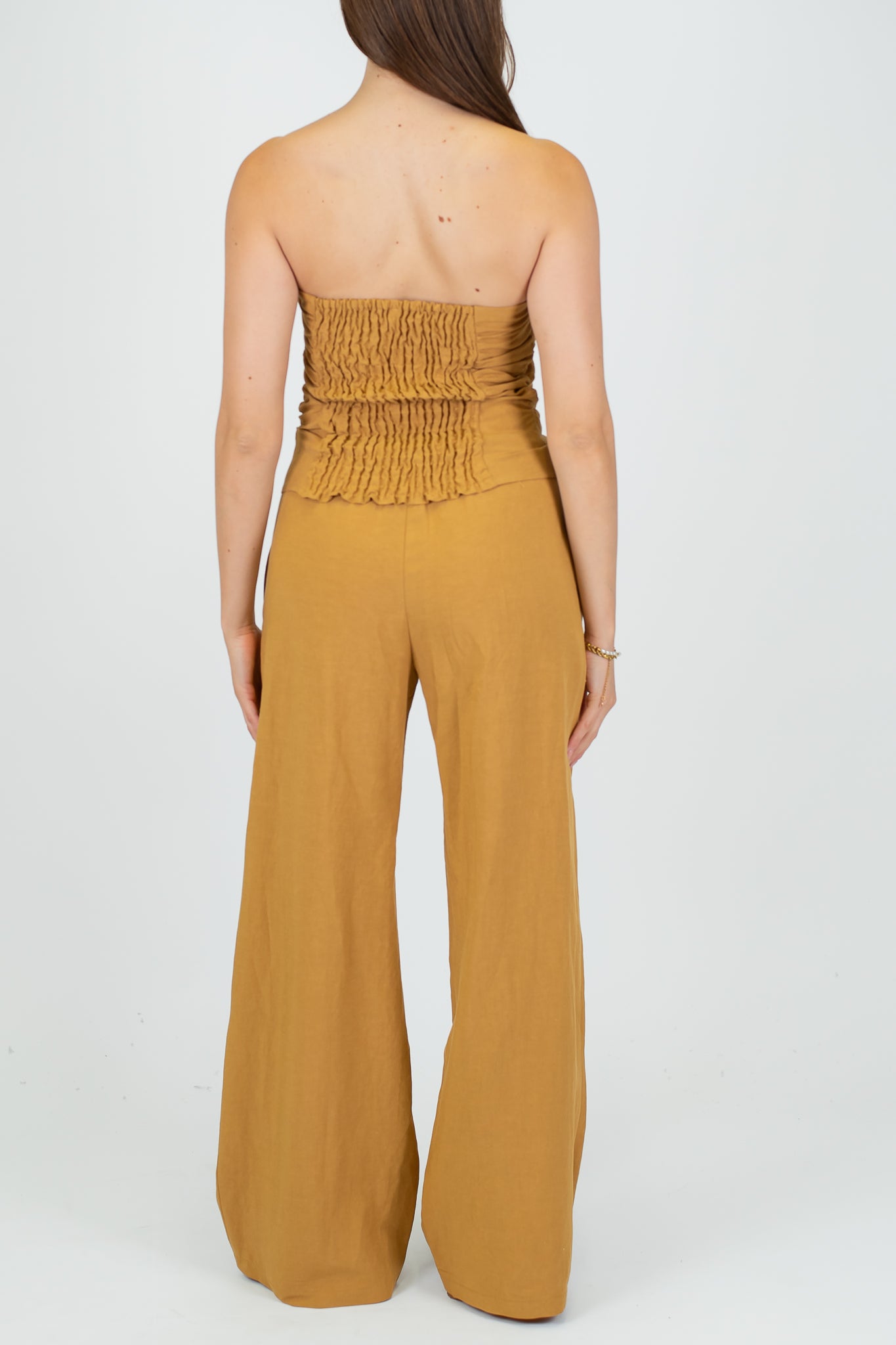 Tensione in - Coordinato pantalone e top a fascia