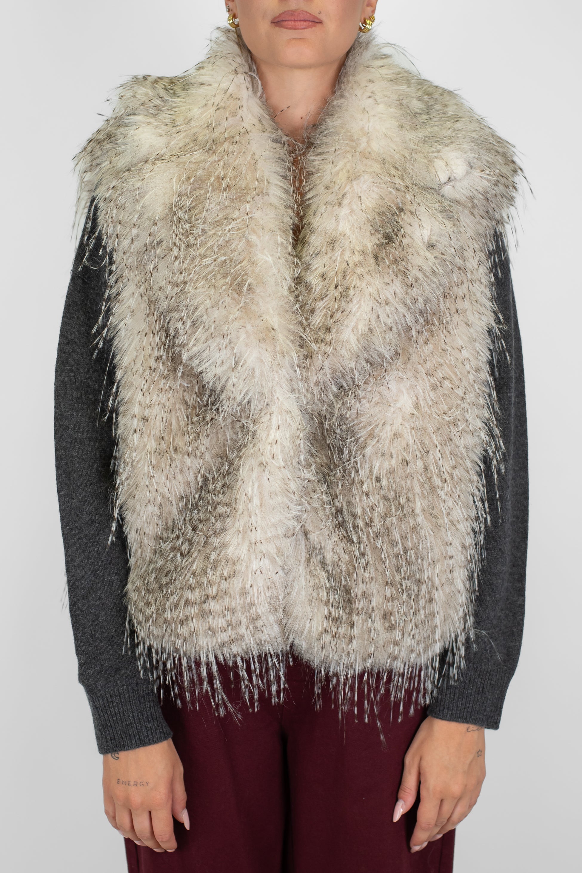 Tensione in - Ecopelliccia giromaniche con cchiusura a scomparsa