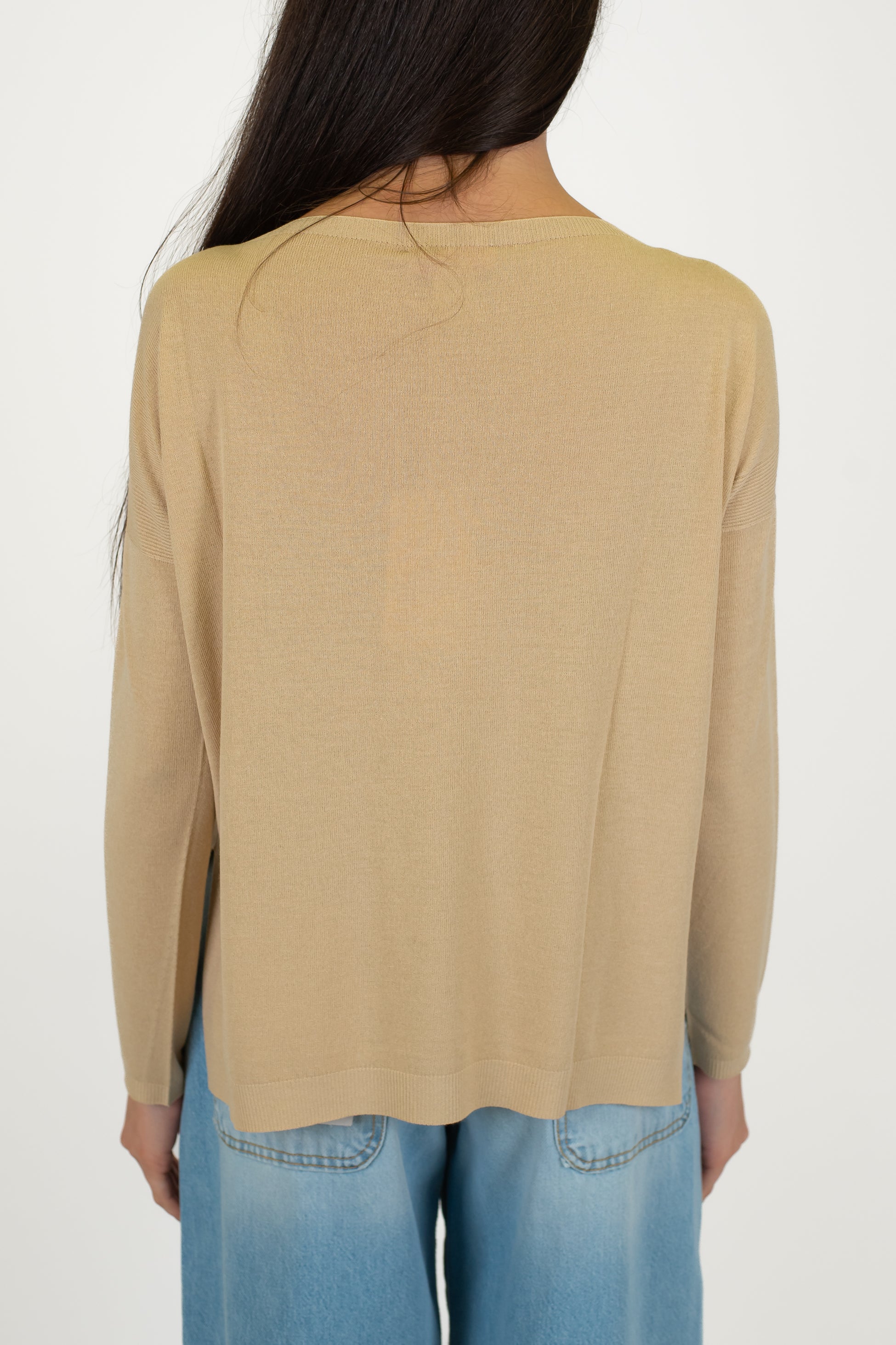 Kontatto - Maglia scollo a barca in viscosa leggera con spacchetti laterali