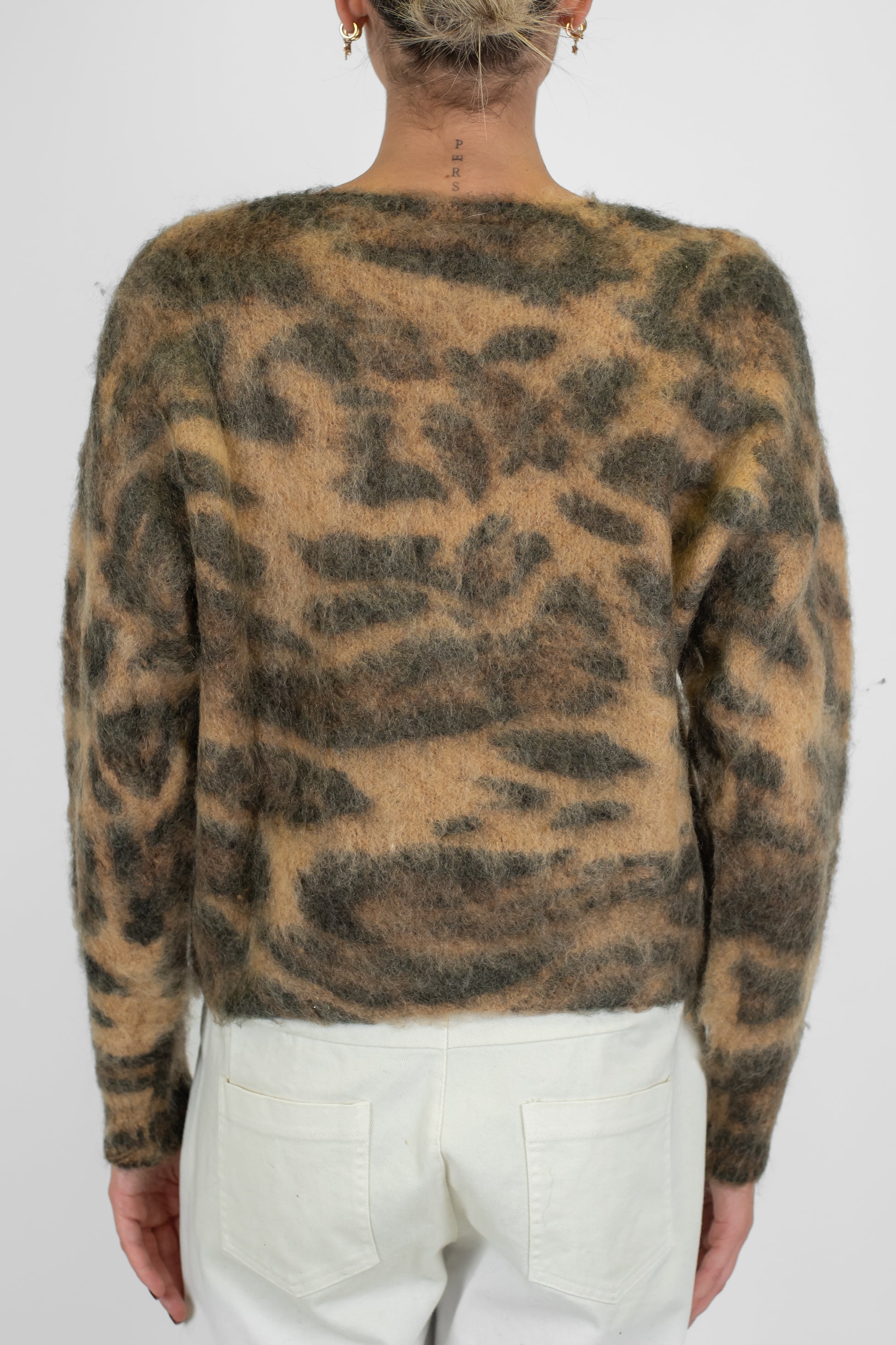 Tensione in - Maglia girocollo fantasia animalier maculata in misto lana mohair