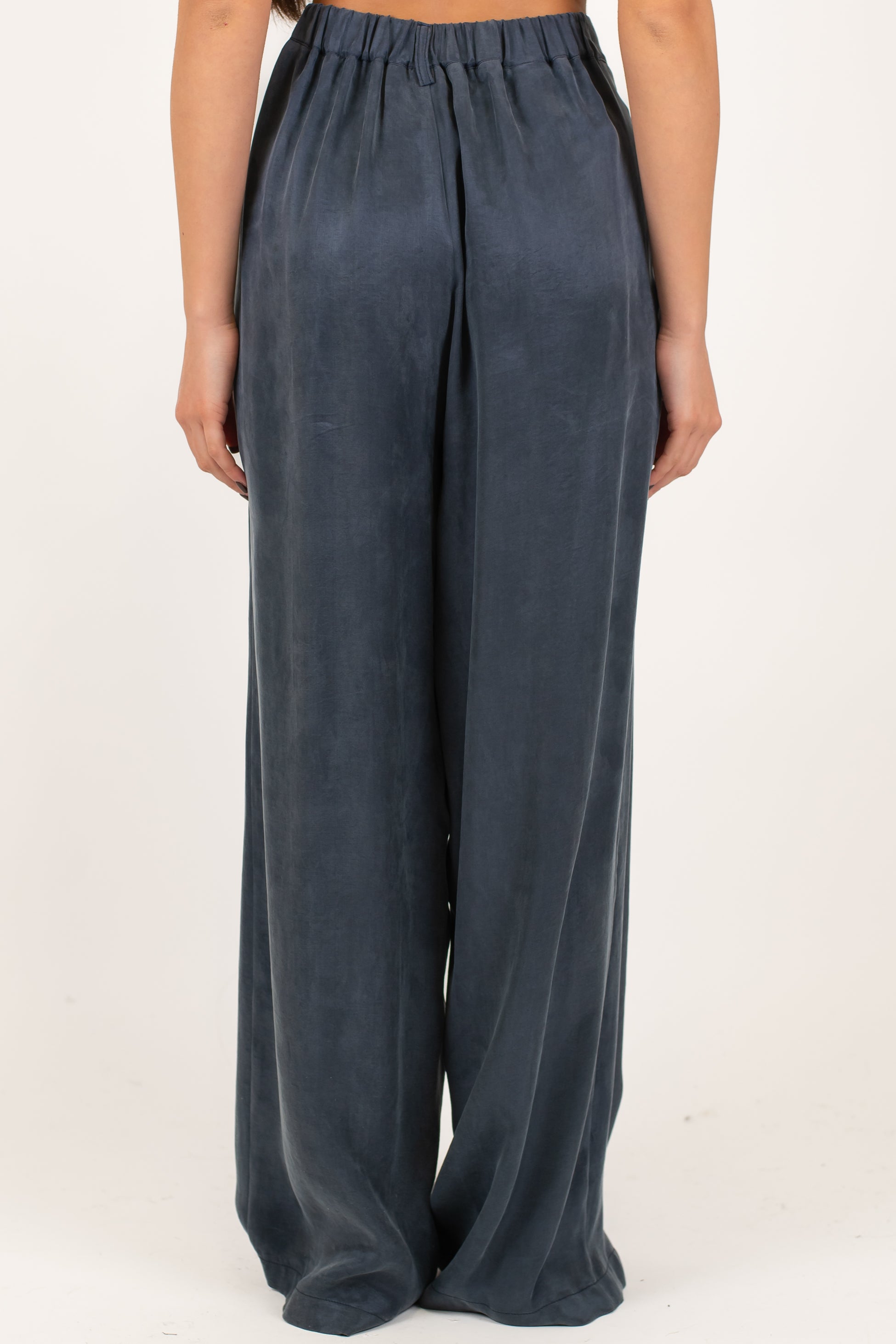 Tensione in - Pantalone palazzo in lyocell effetto seta con elastico sul retro