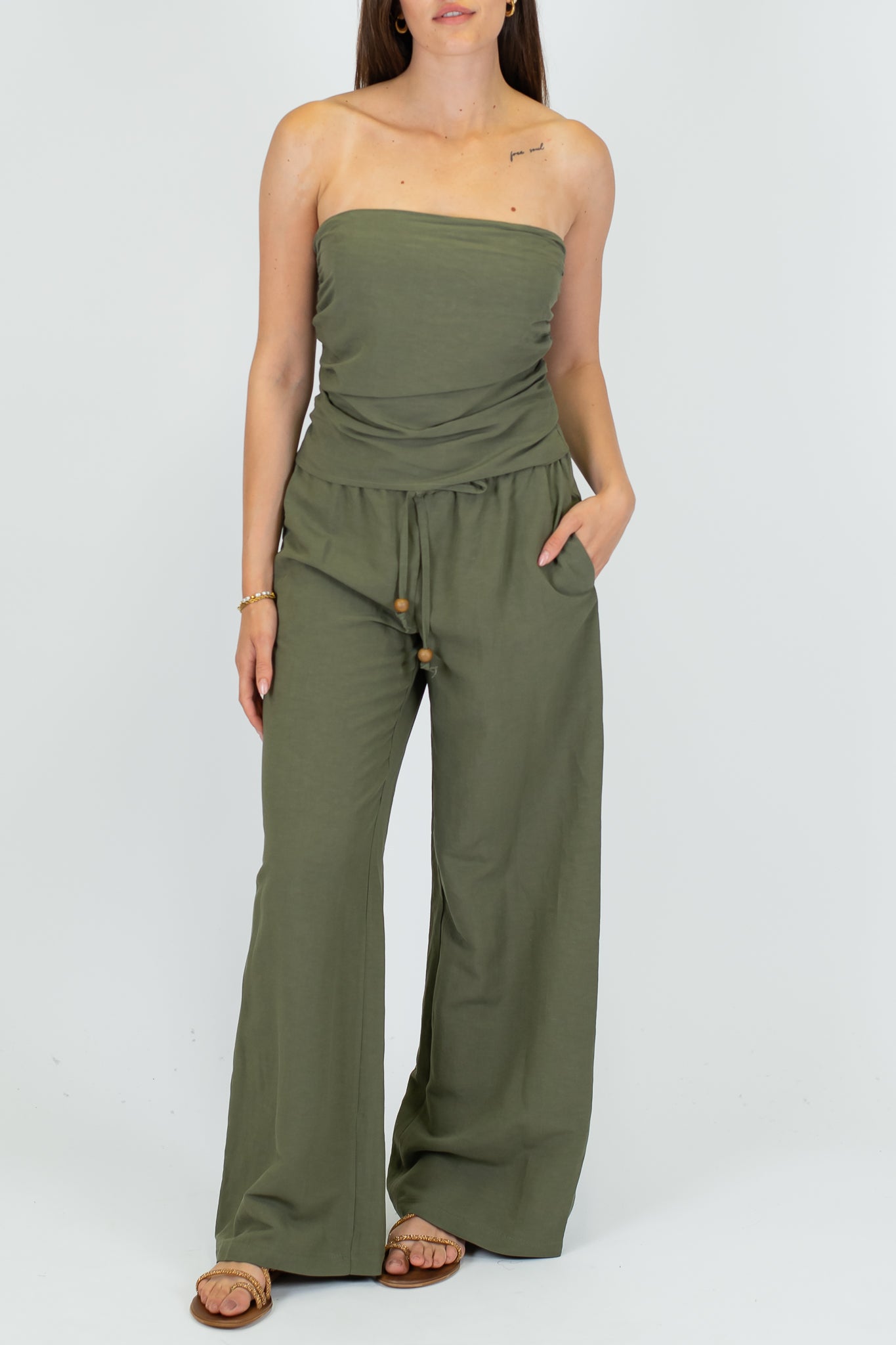 Tensione in - Coordinato pantalone e top a fascia