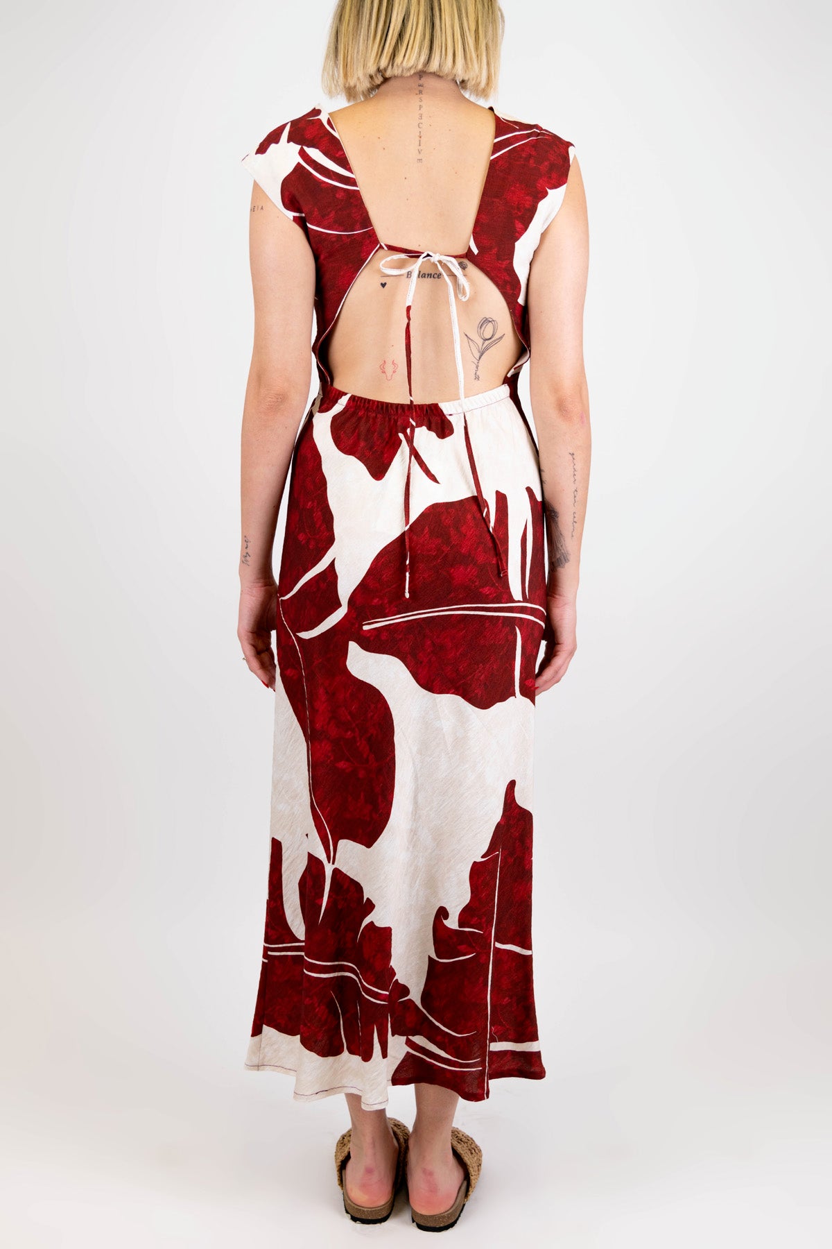 Haveone - Abito lungo giromaniche fantasia astratta cut-out