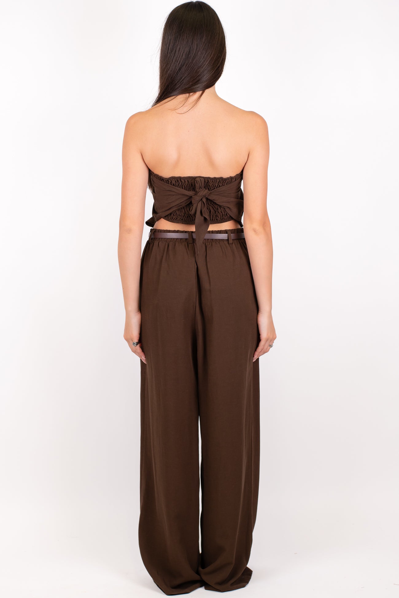 Haveone - Coordinato in misto lino con top a fascia allaccio sul retro e pantalone palazzo con pinces ed elastico sul retro