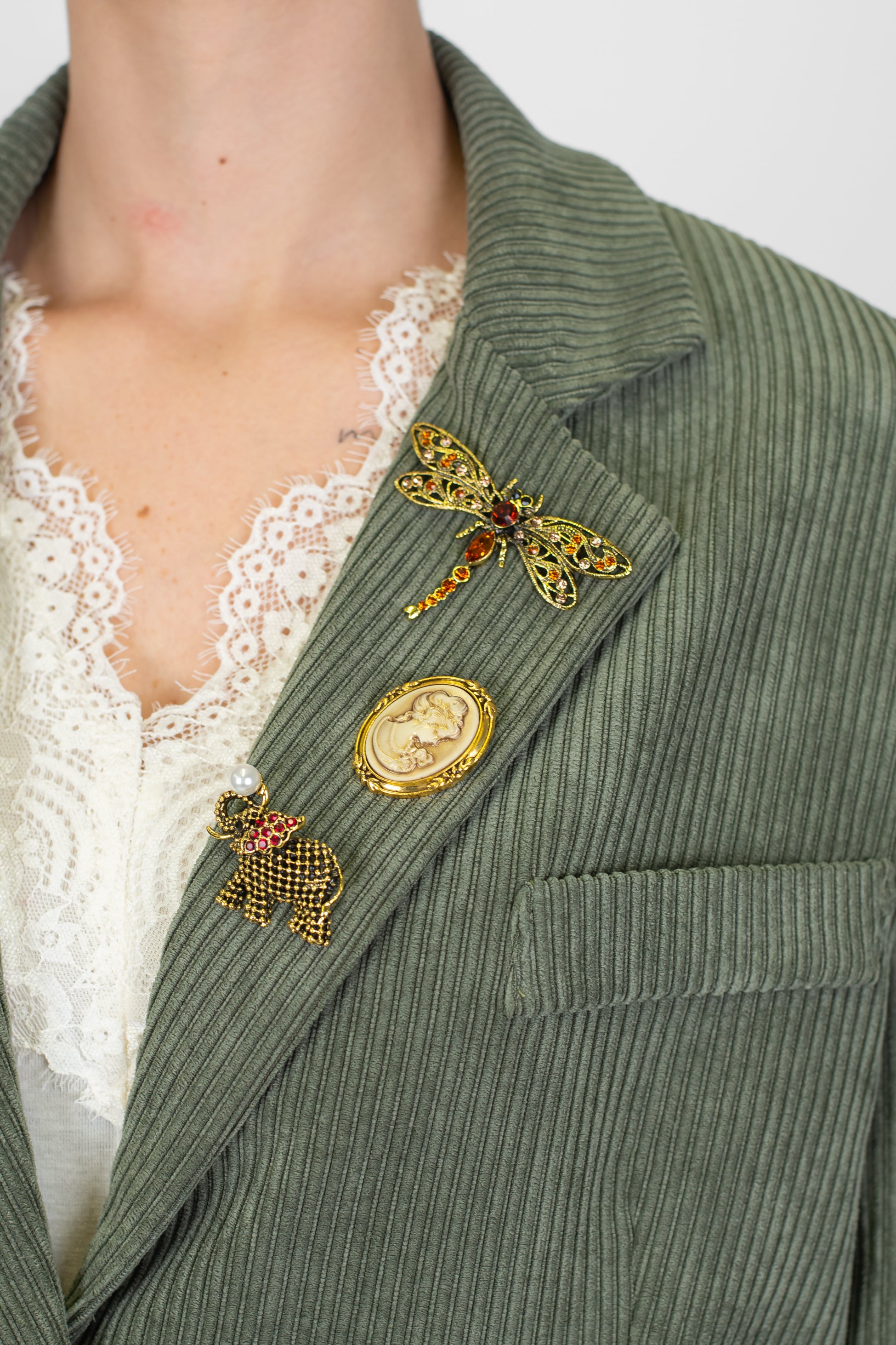 Haveone - Giacca monopetto in velluto a coste con spille gioiello